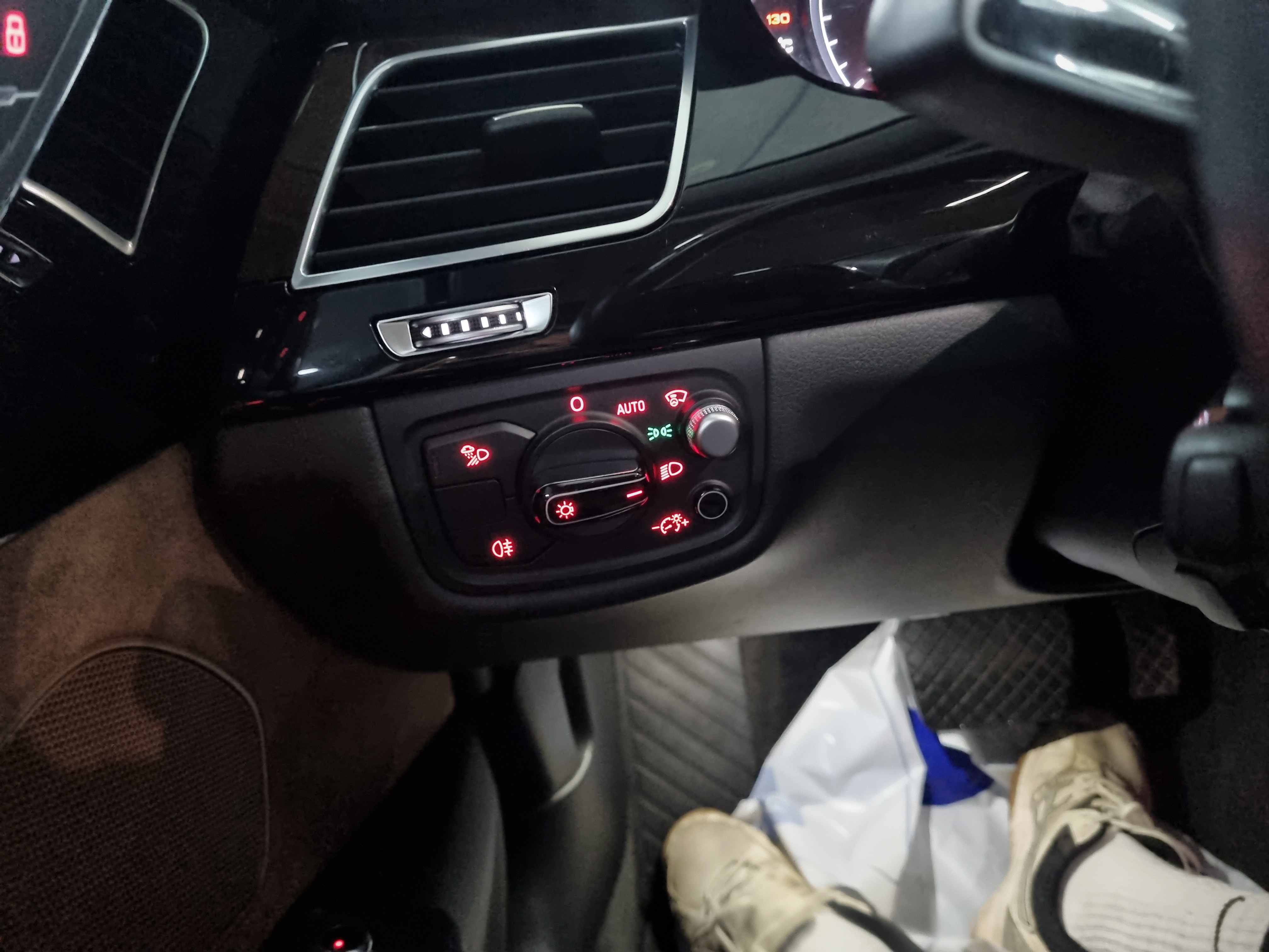 2014 AUDI NEW A8 50 TDI QUATTRO LWB - Thumbnail 29