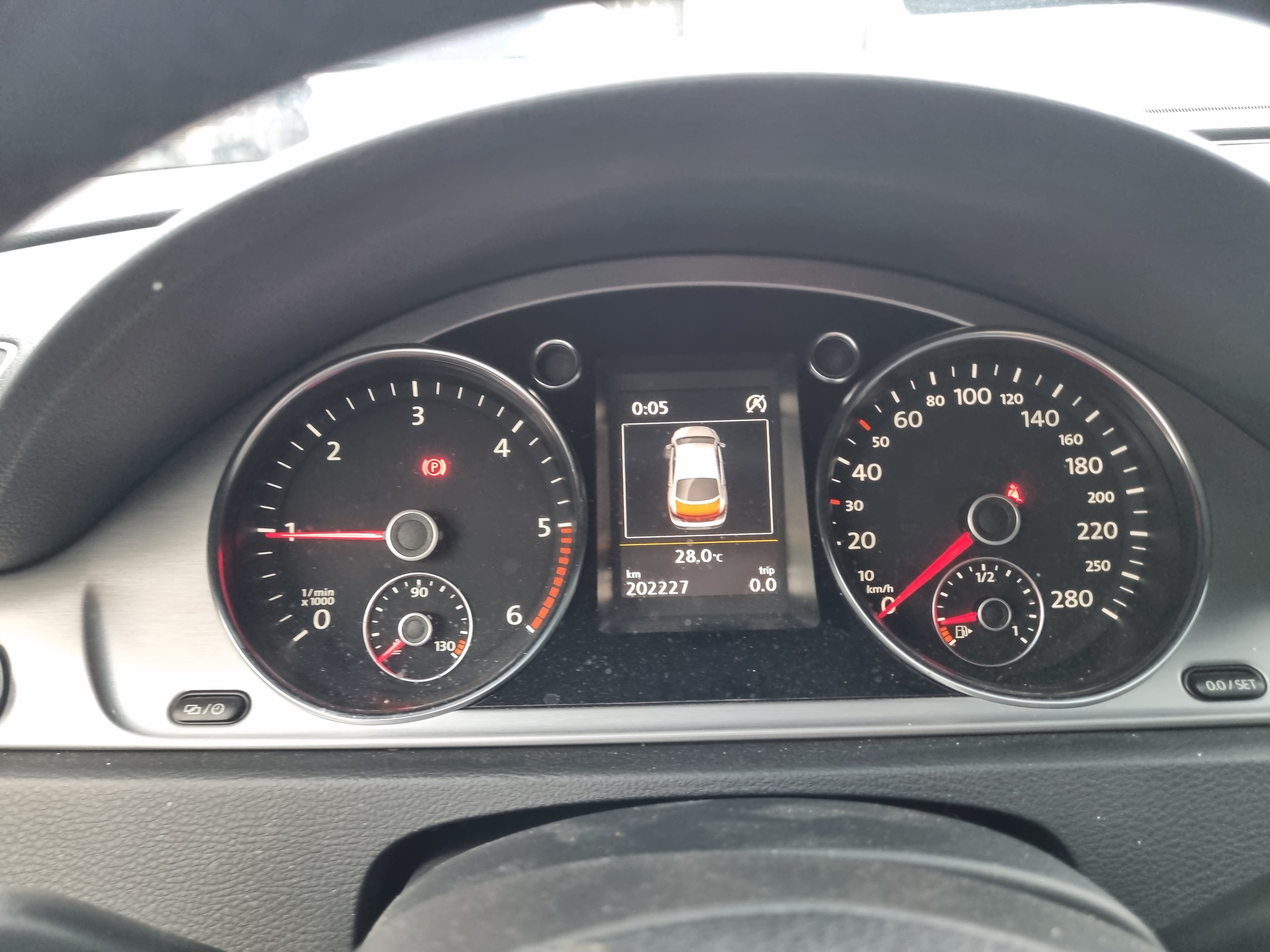 2015 VOLKSWAGEN NEW CC 2.0 TDI BLUEMOTION R-LINE - Thumbnail 23