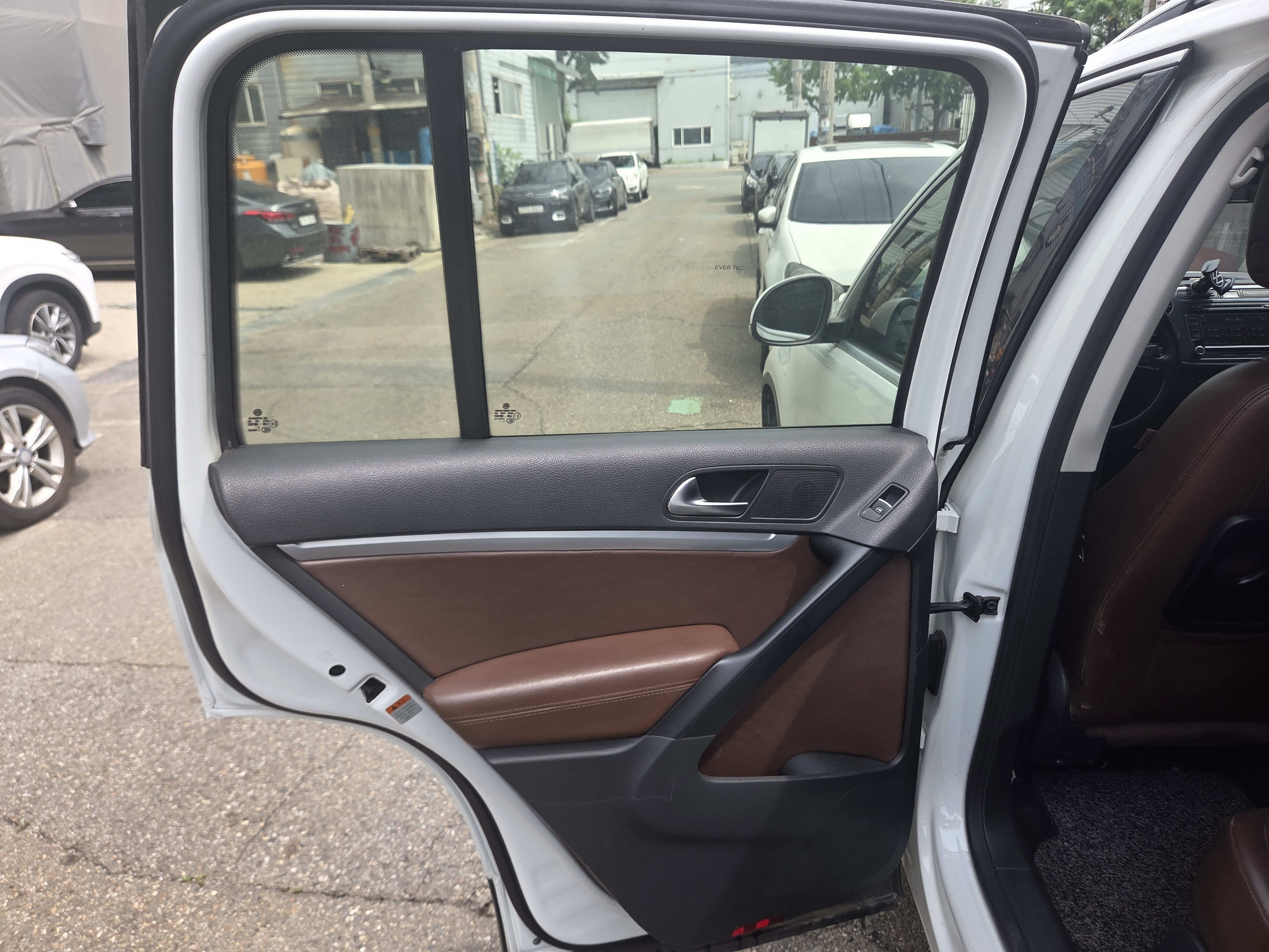 2016 VOLKSWAGEN NEW TIGUAN 2.0 TDI PREMIUM - Thumbnail 32