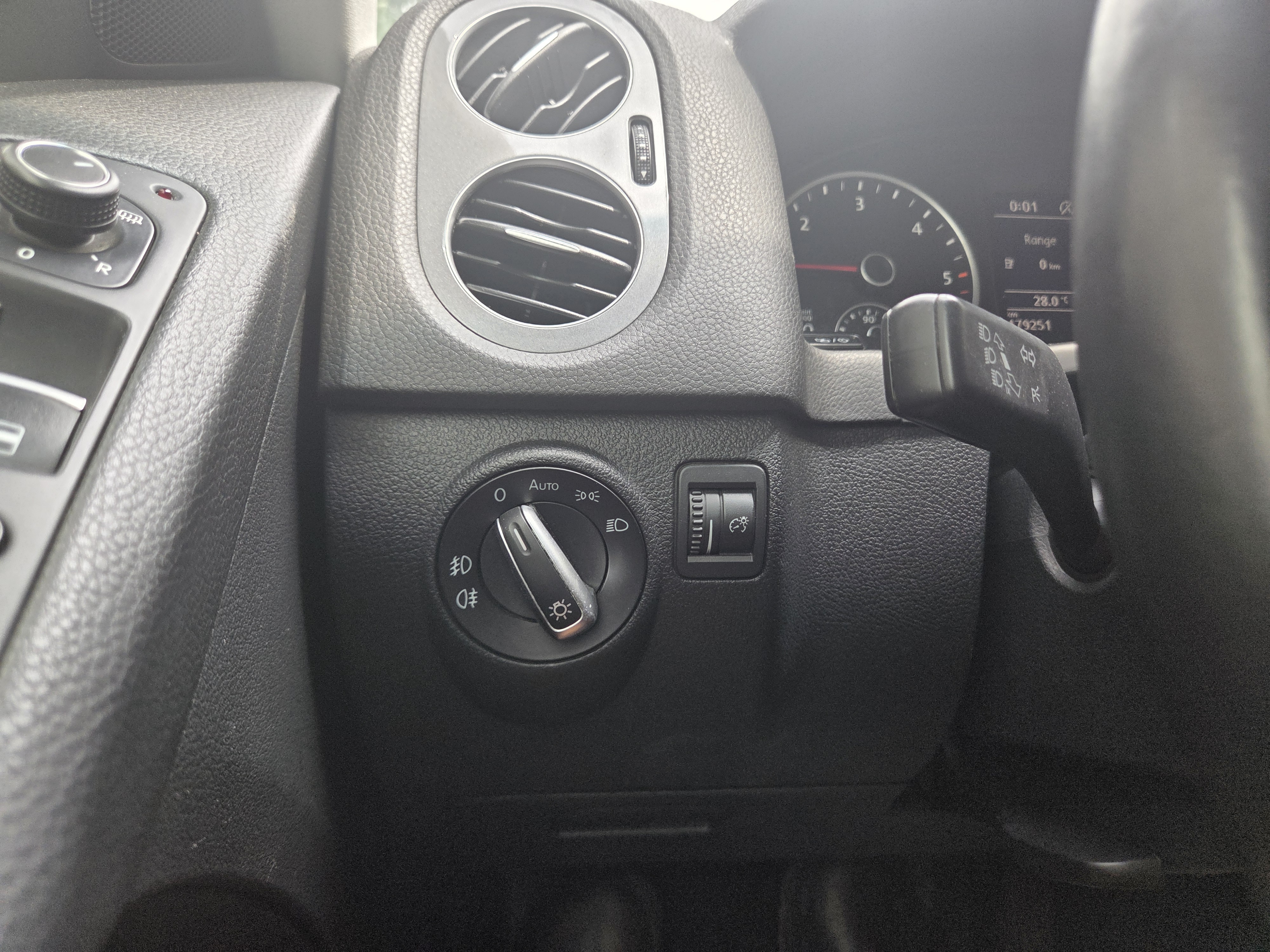 2016 VOLKSWAGEN NEW TIGUAN 2.0 TDI PREMIUM - Thumbnail 34