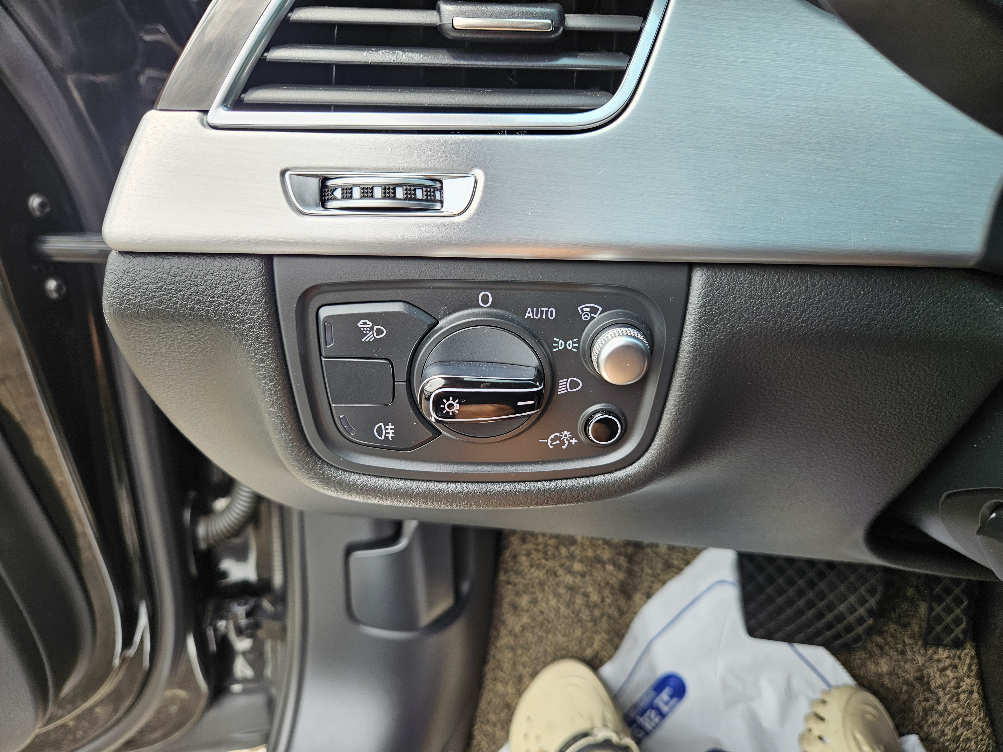 2015 AUDI NEW A8 60 TDI QUATTRO LWB - Thumbnail 29