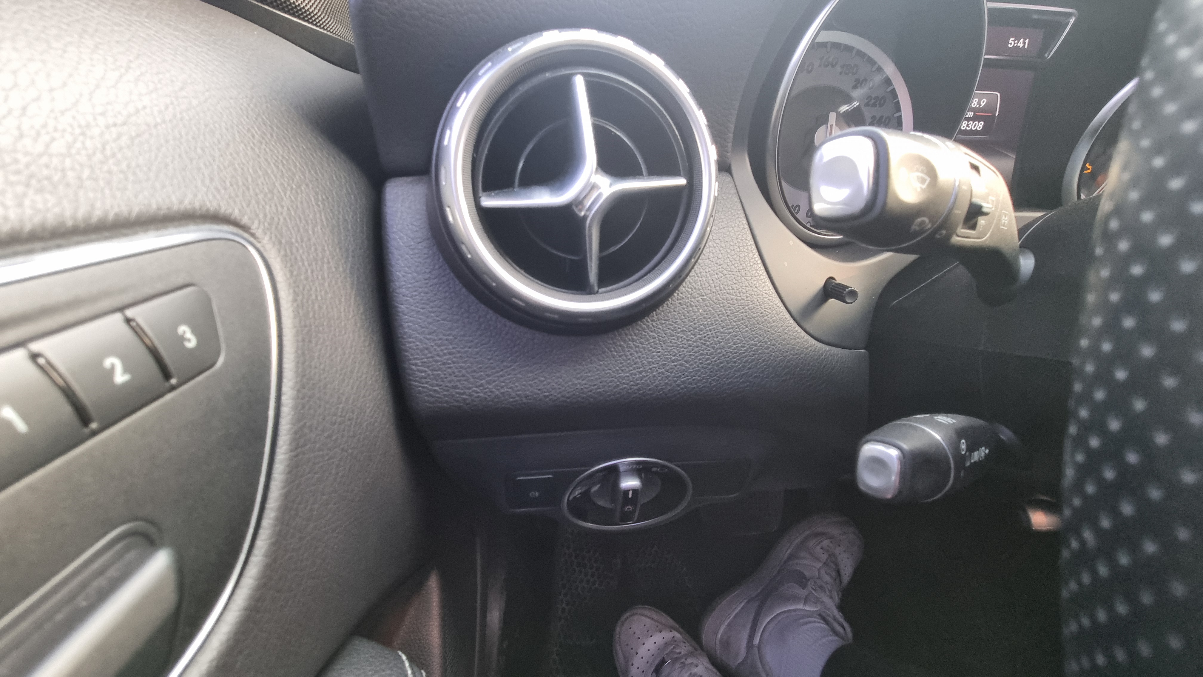 2014 MERCEDES-BENZ GLA-CLASS X156 GLA200 CDI - Thumbnail 17