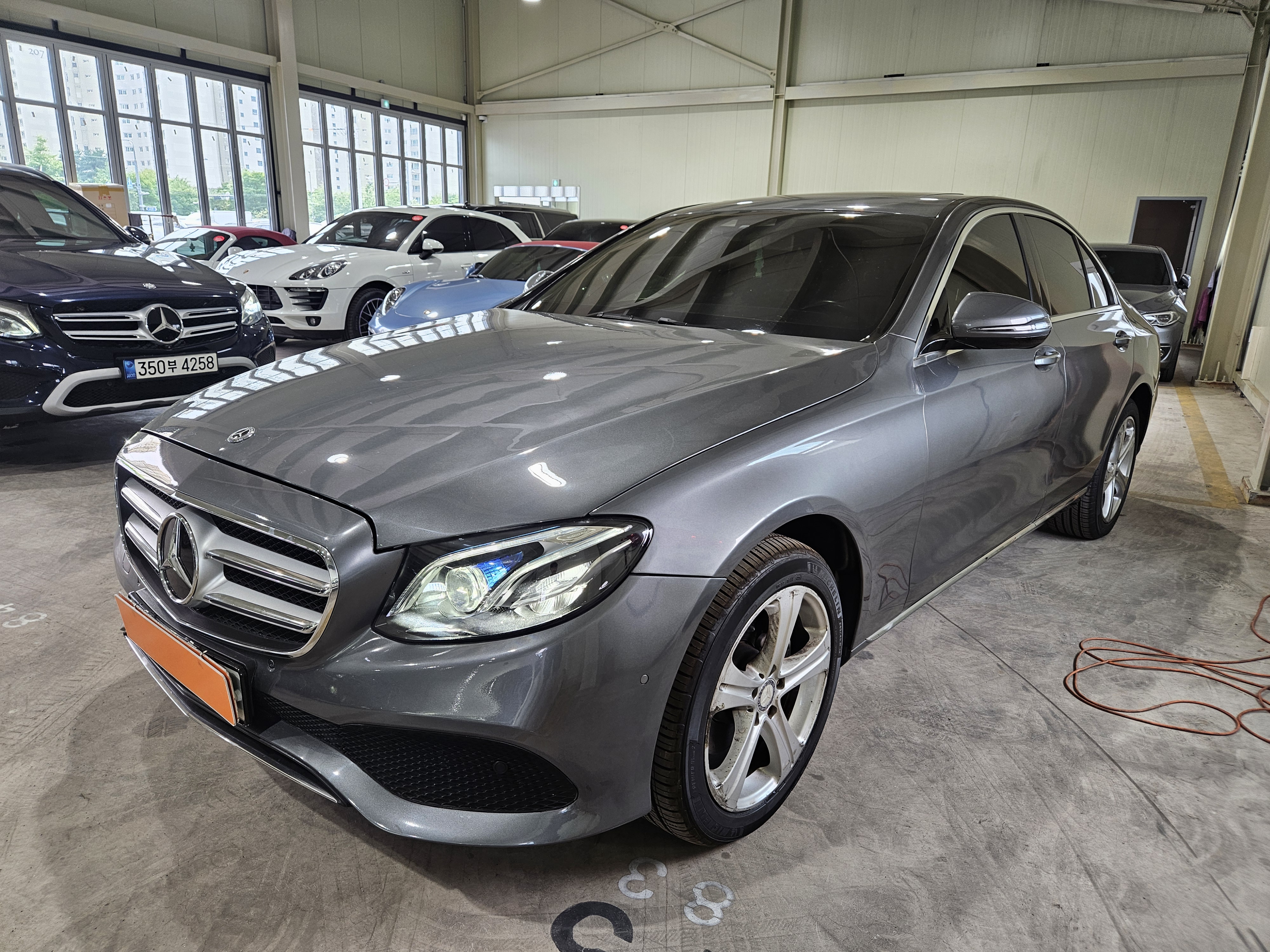 2017 MERCEDES-BENZ E-CLASS (W213) E220D AVANTGARDE - Thumbnail 2