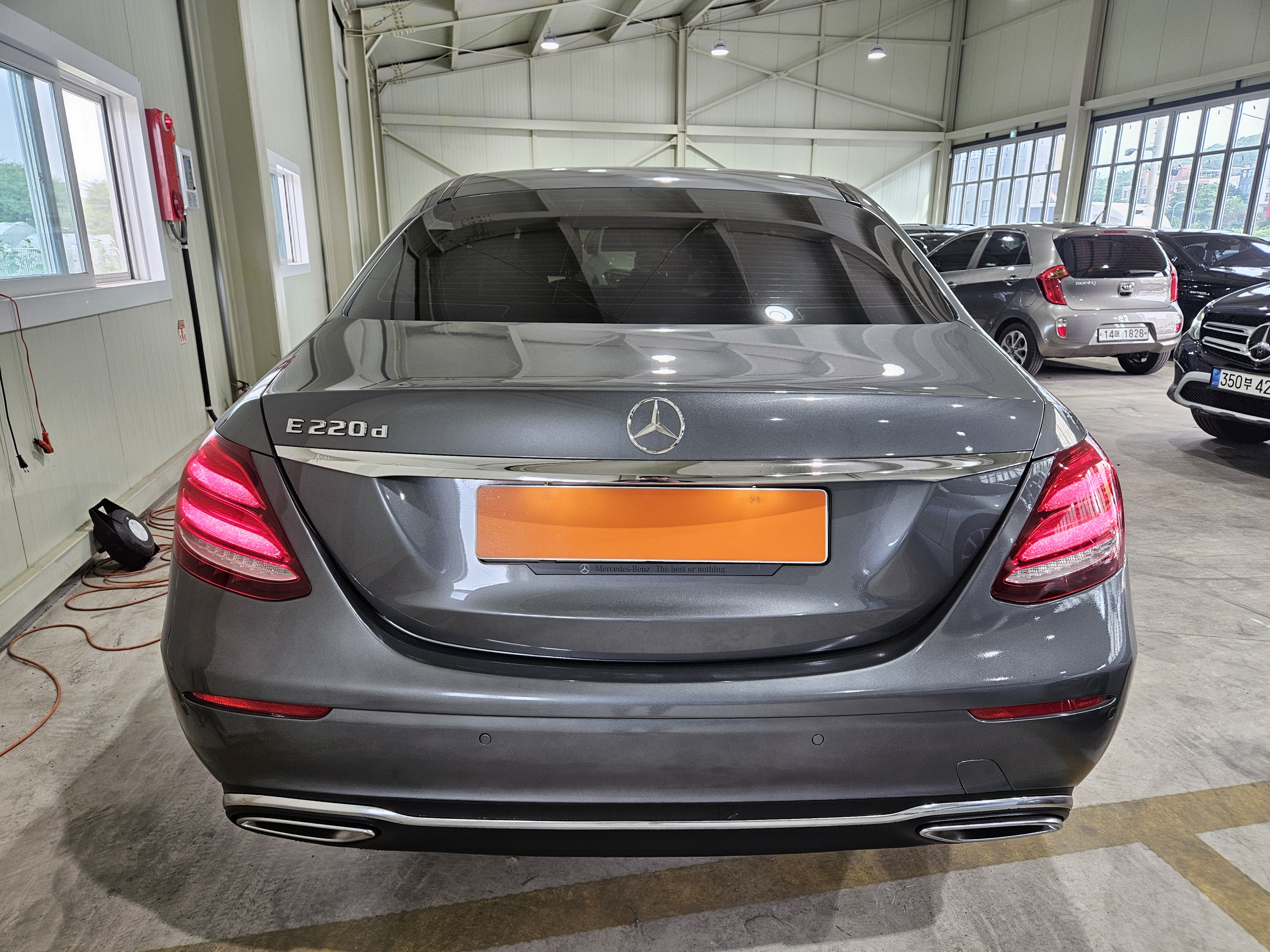 2017 MERCEDES-BENZ E-CLASS (W213) E220D AVANTGARDE - Thumbnail 4