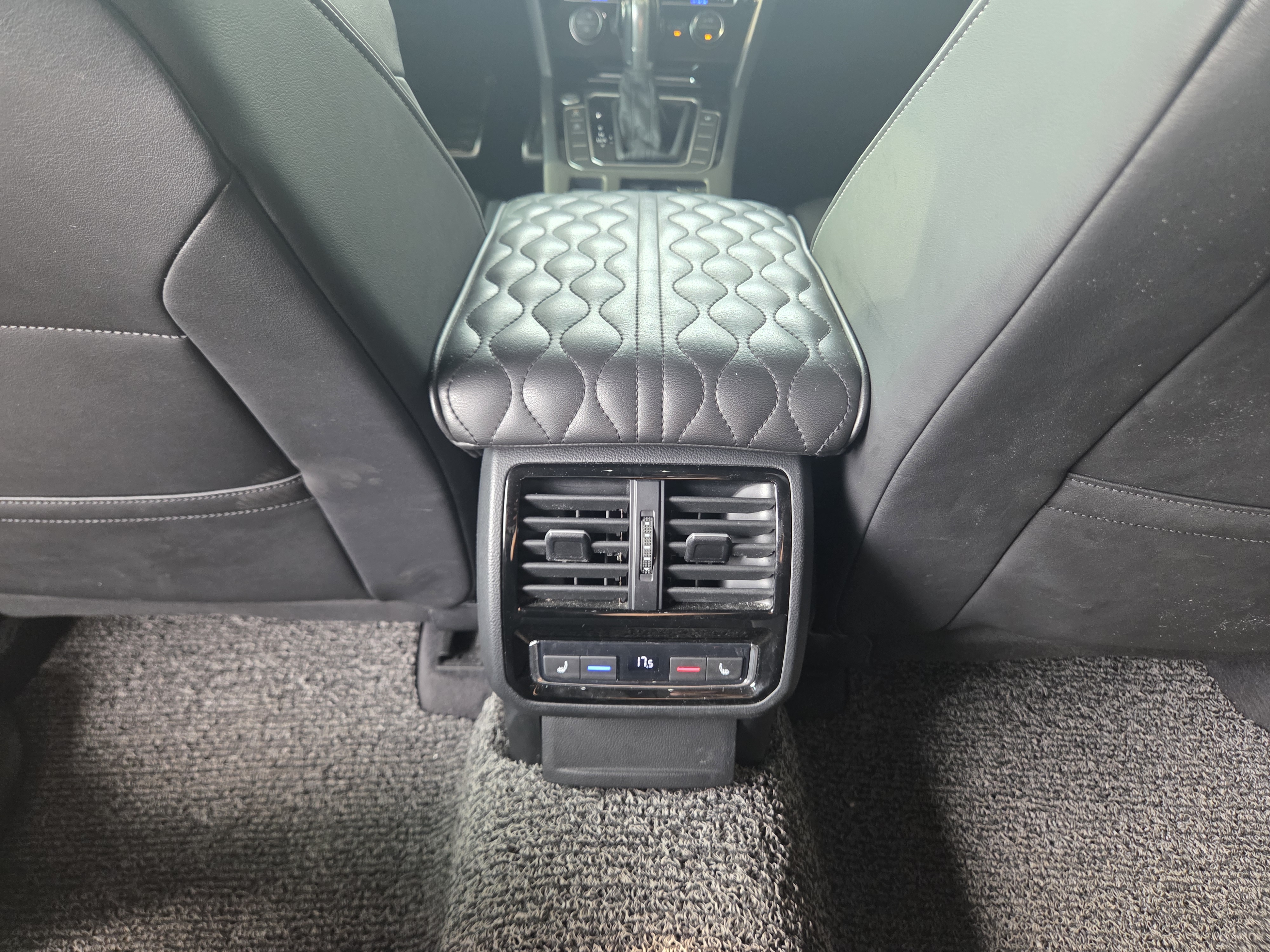 2019 VOLKSWAGEN ARTEON 2.0 TDI ELEGANCE PRESTIGE - Thumbnail 31