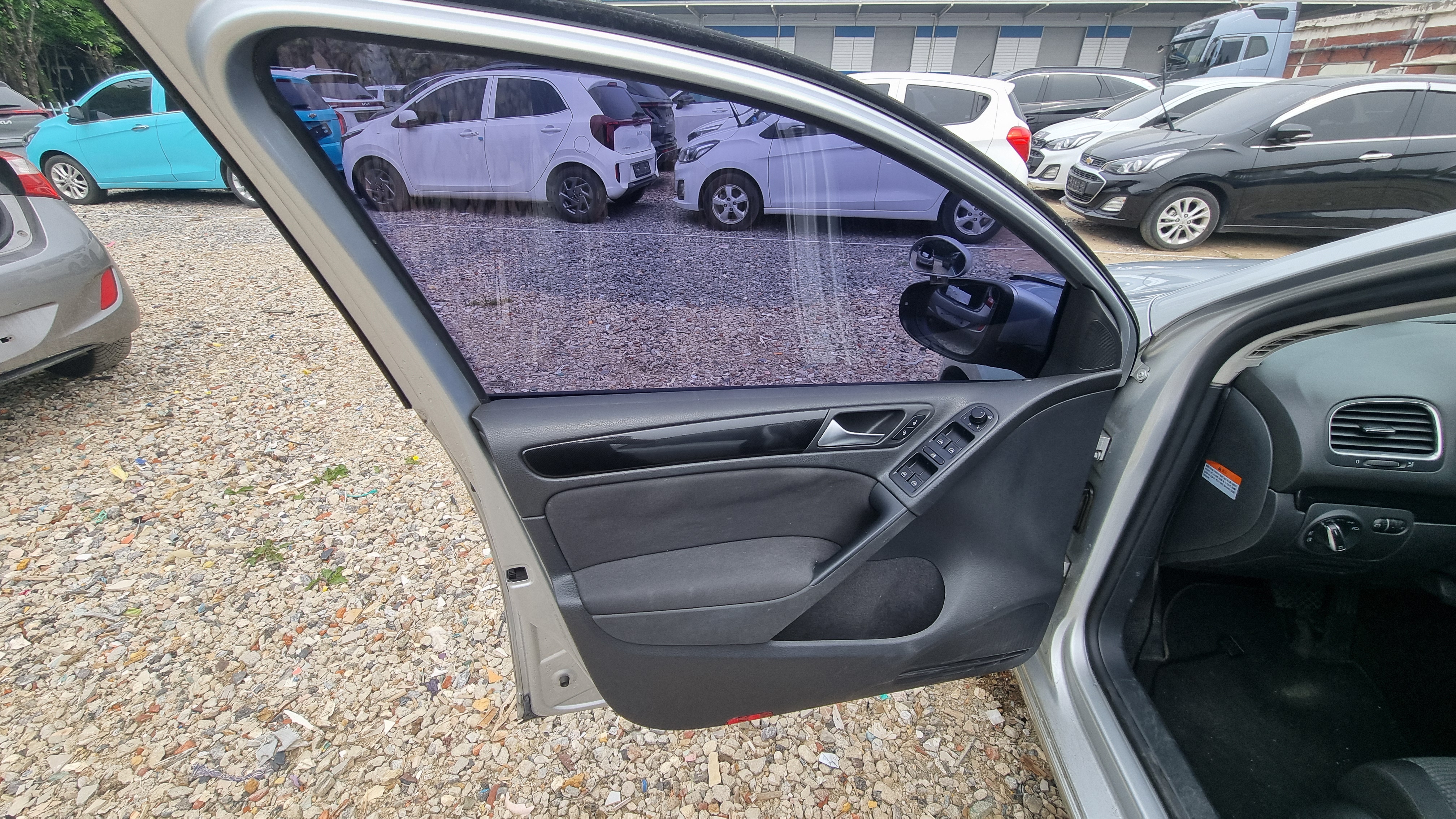 2011 VOLKSWAGEN GOLF 6 2.0 TDI - Thumbnail 24