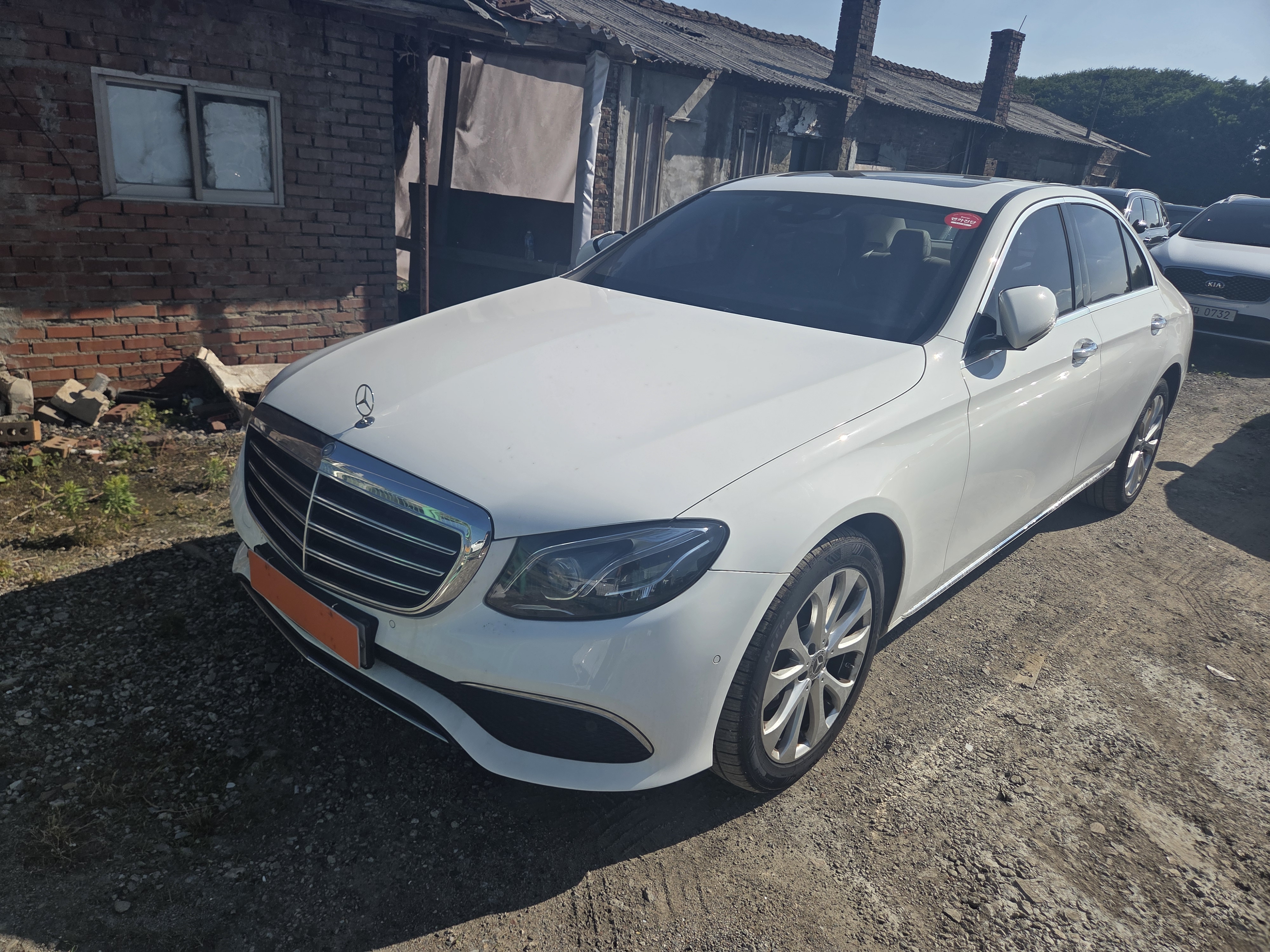 2017 MERCEDES-BENZ E-CLASS W213 E220D AVANTGARDE - Thumbnail 4