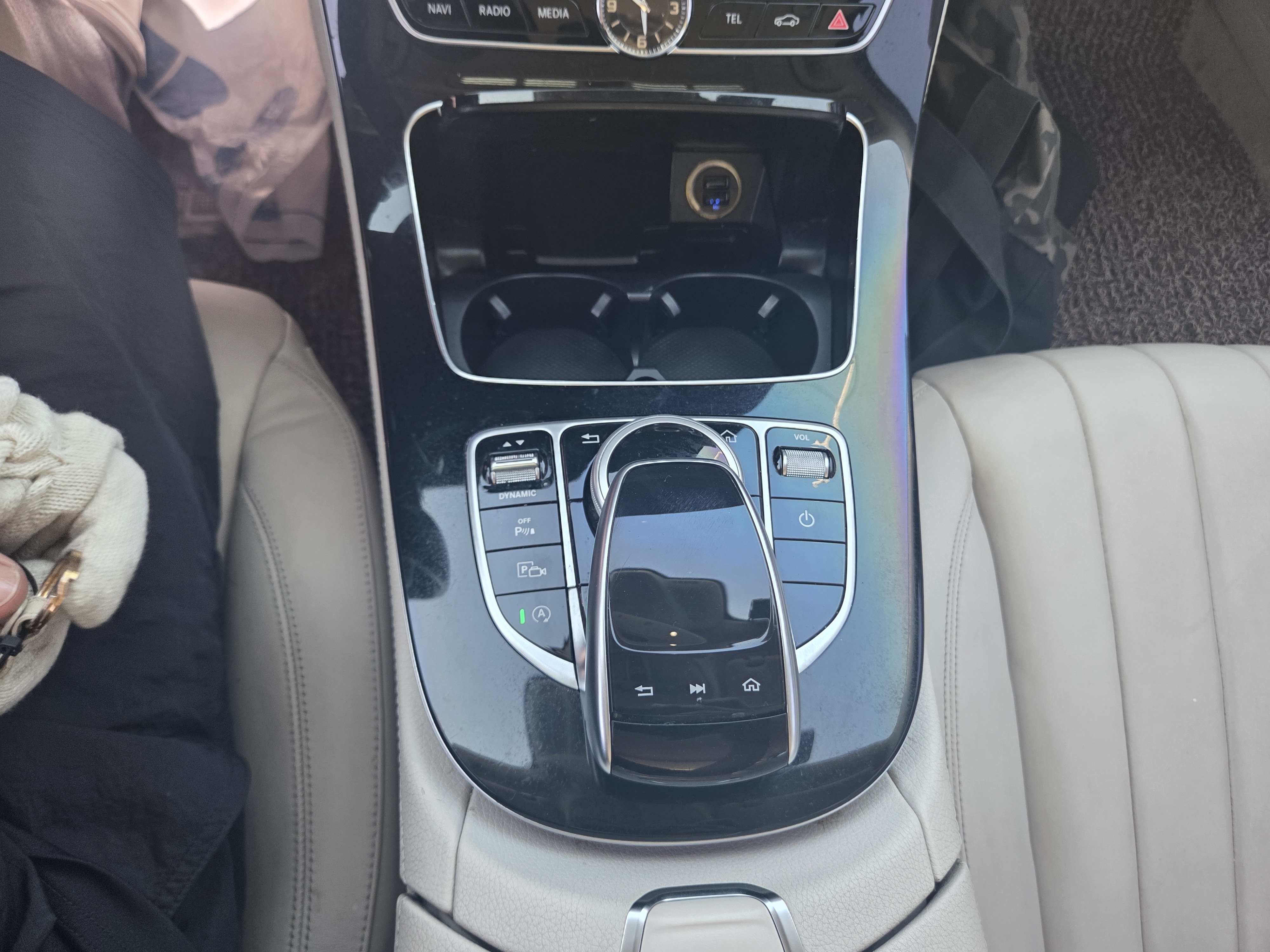 2017 MERCEDES-BENZ E-CLASS W213 E220D AVANTGARDE - Thumbnail 19