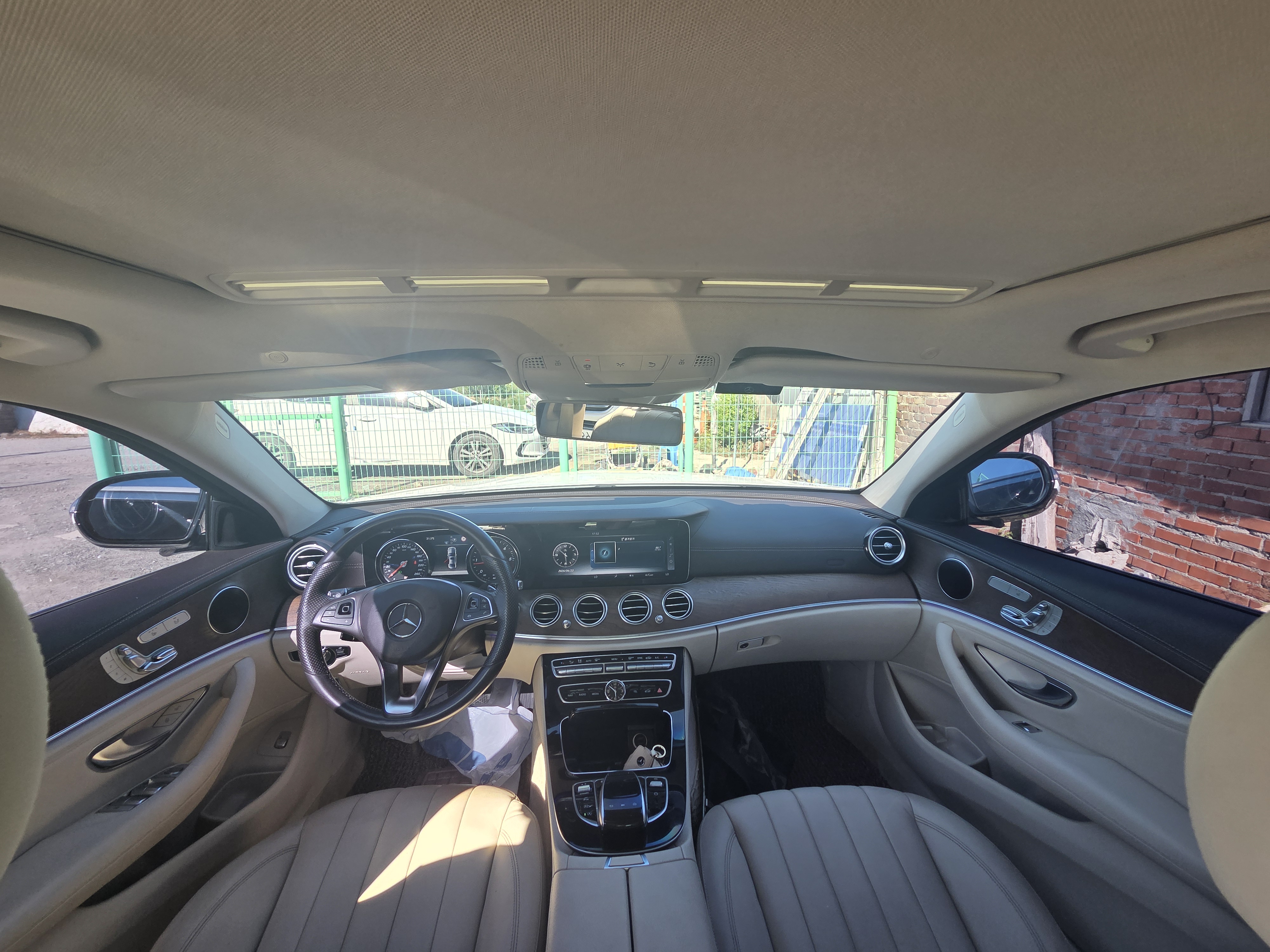 2017 MERCEDES-BENZ E-CLASS W213 E220D AVANTGARDE - Thumbnail 32