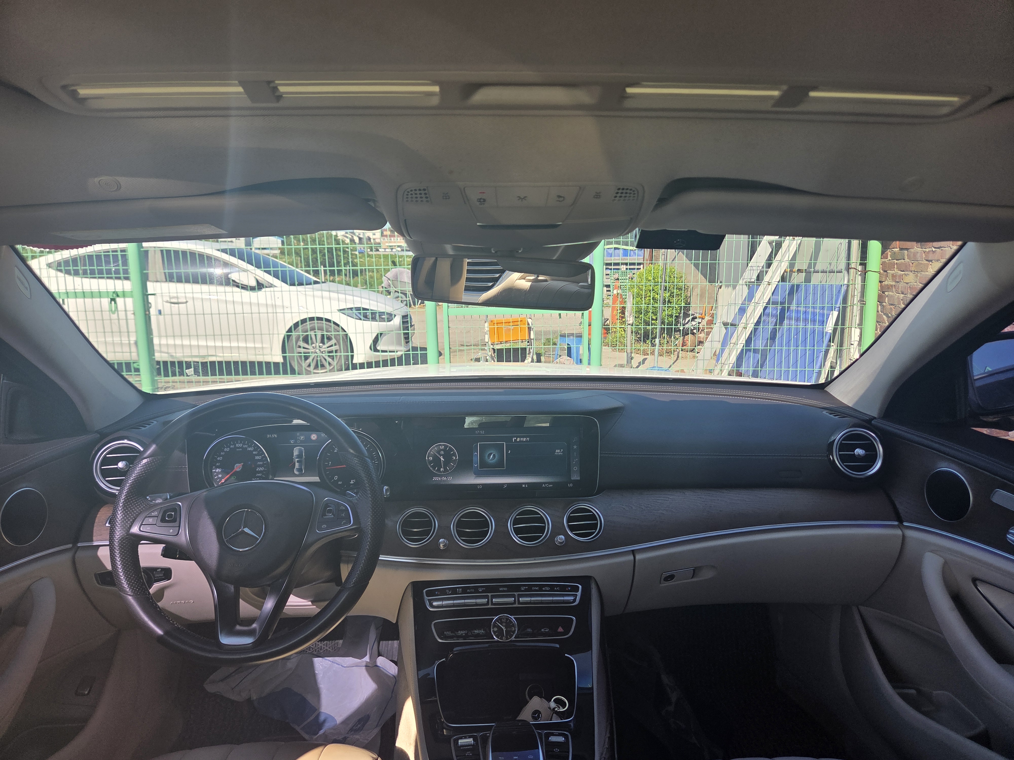 2017 MERCEDES-BENZ E-CLASS W213 E220D AVANTGARDE - Thumbnail 33