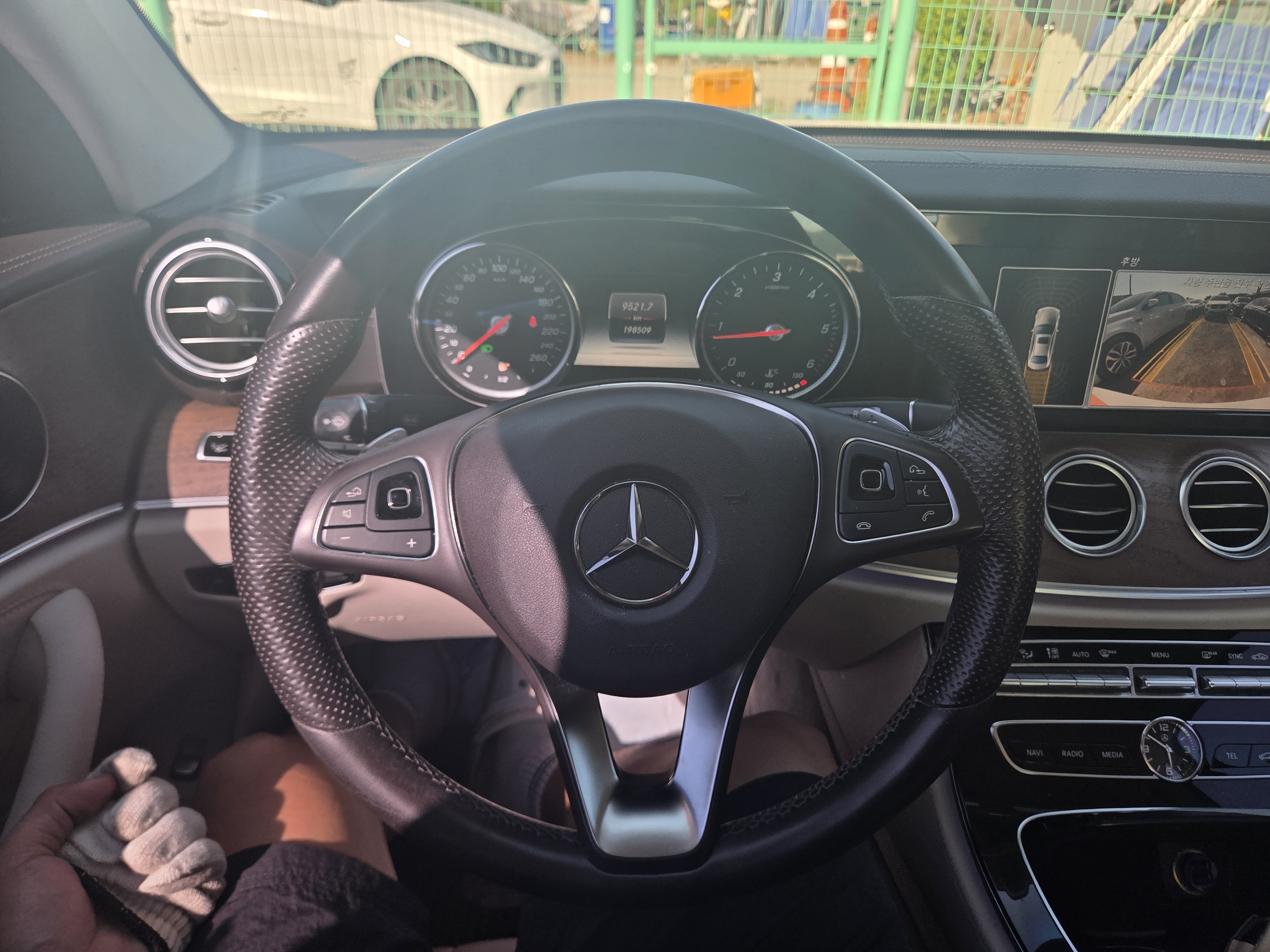 2017 MERCEDES-BENZ E-CLASS W213 E220D AVANTGARDE - Thumbnail 42