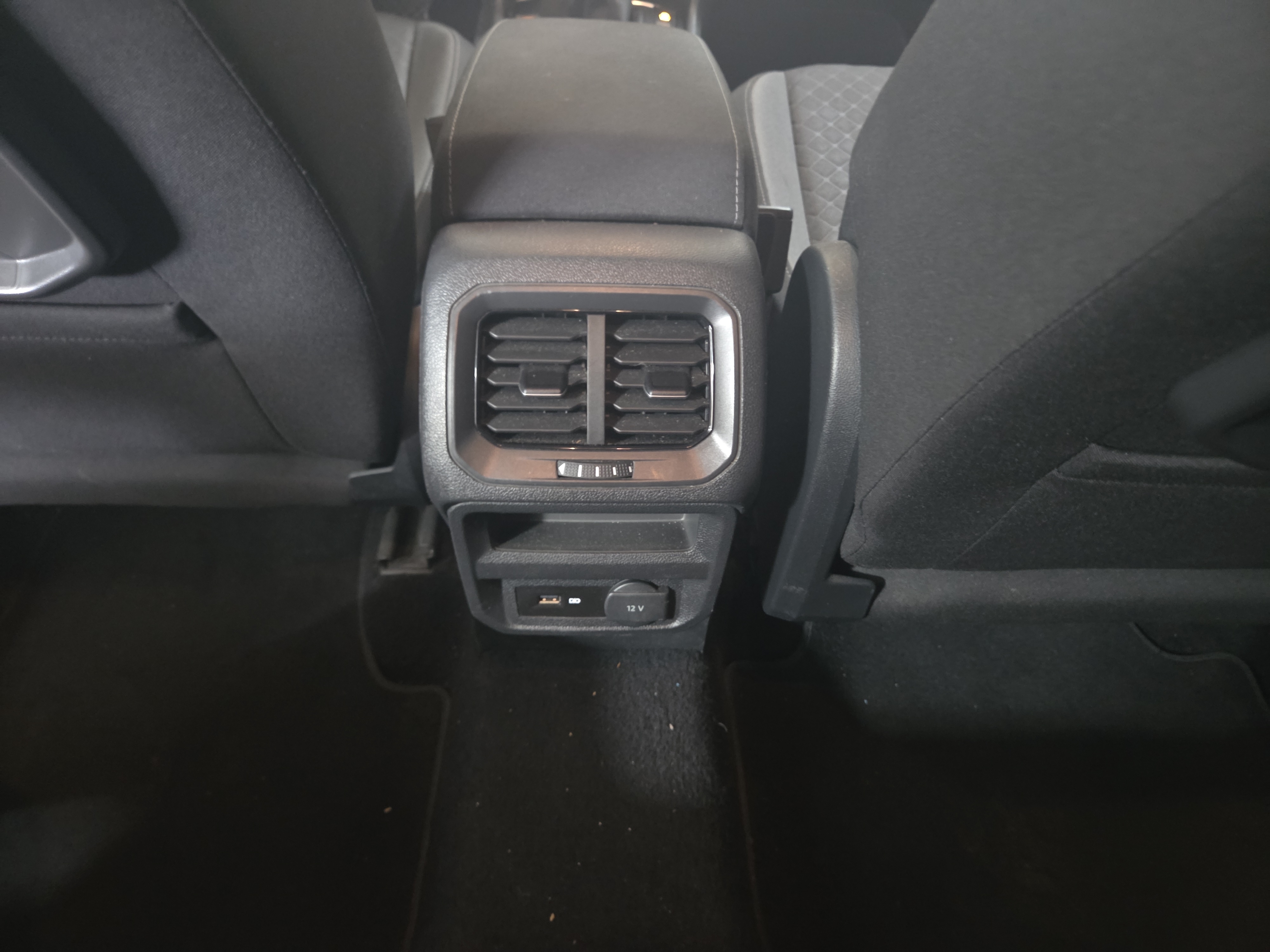2018 VOLKSWAGEN TIGUAN (2ND GEN) 2.0 TDI - Thumbnail 36