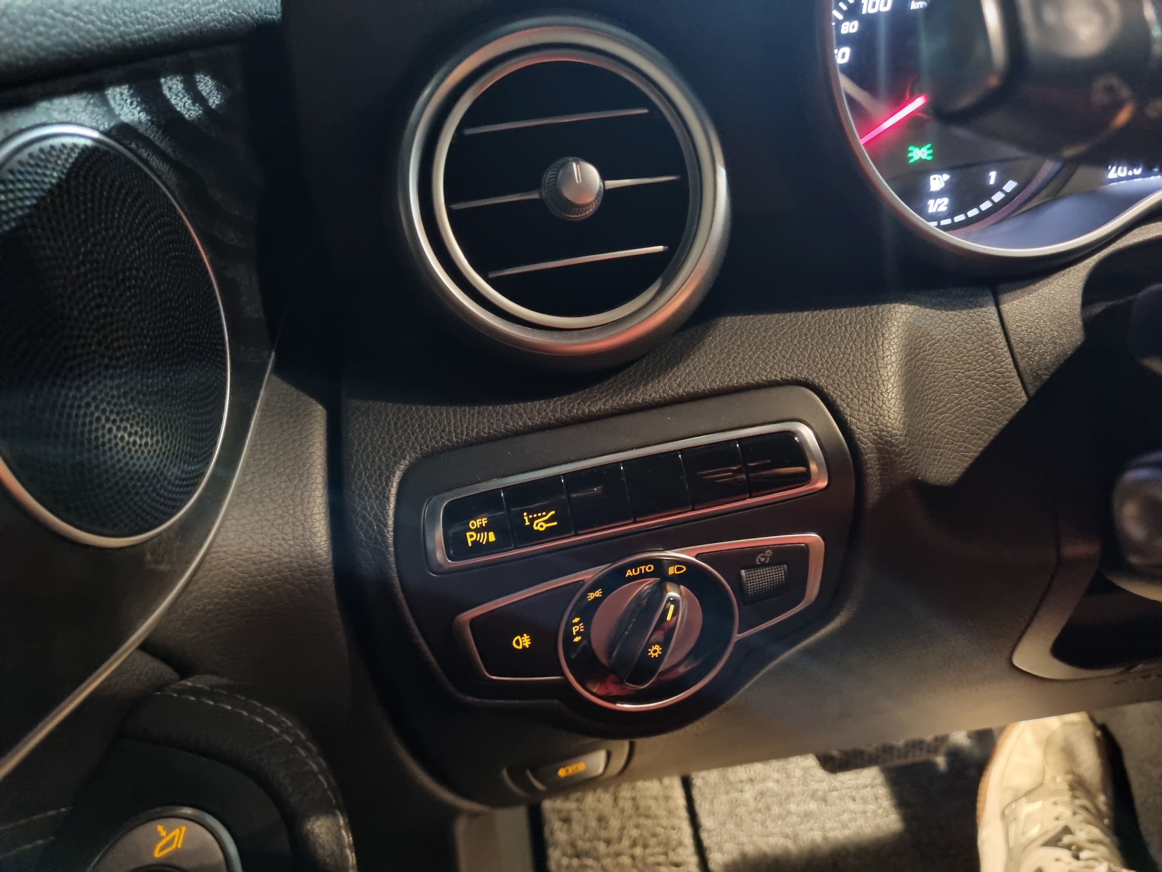 2016 MERCEDES-BENZ GLC-CLASS (X253) GLC 220 D 4MATIC - Thumbnail 32