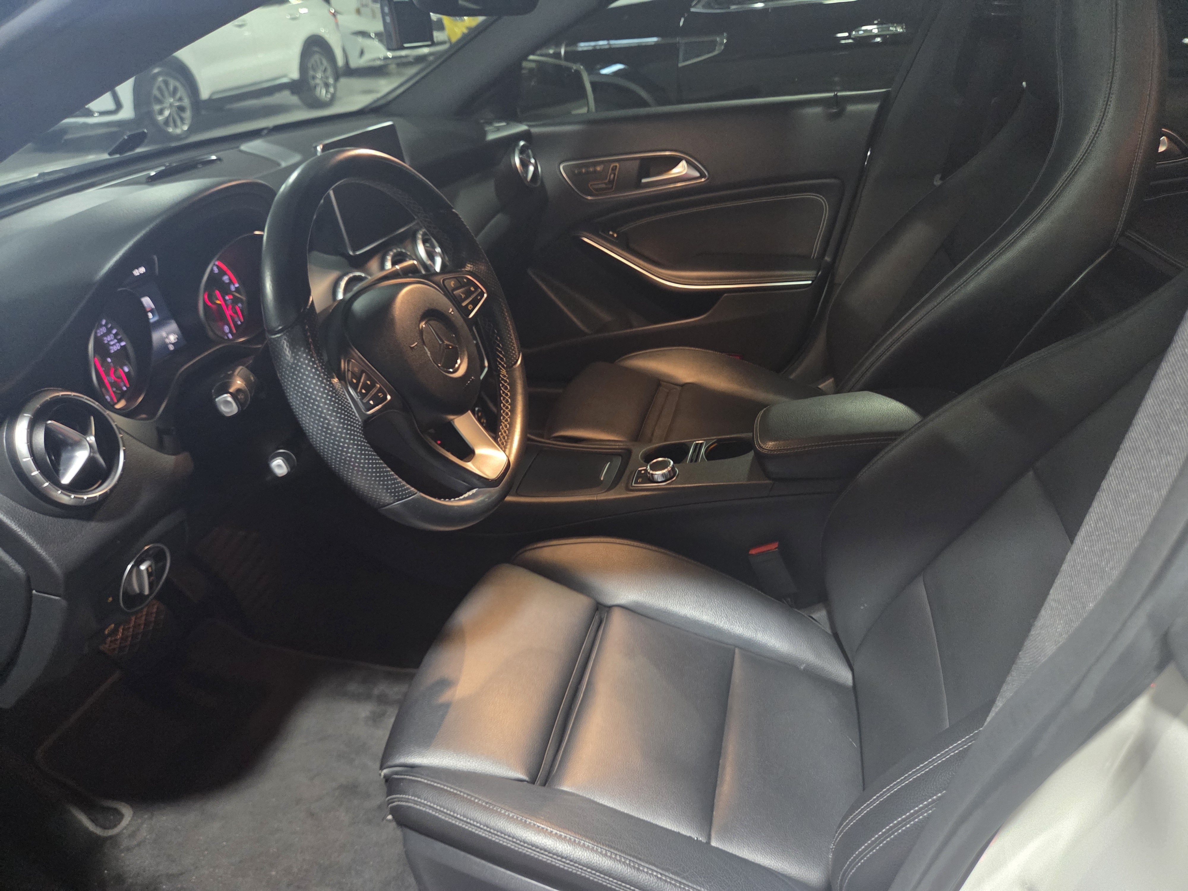2016 MERCEDES-BENZ CLA-CLASS CLA 200D 4MATIC - Thumbnail 15