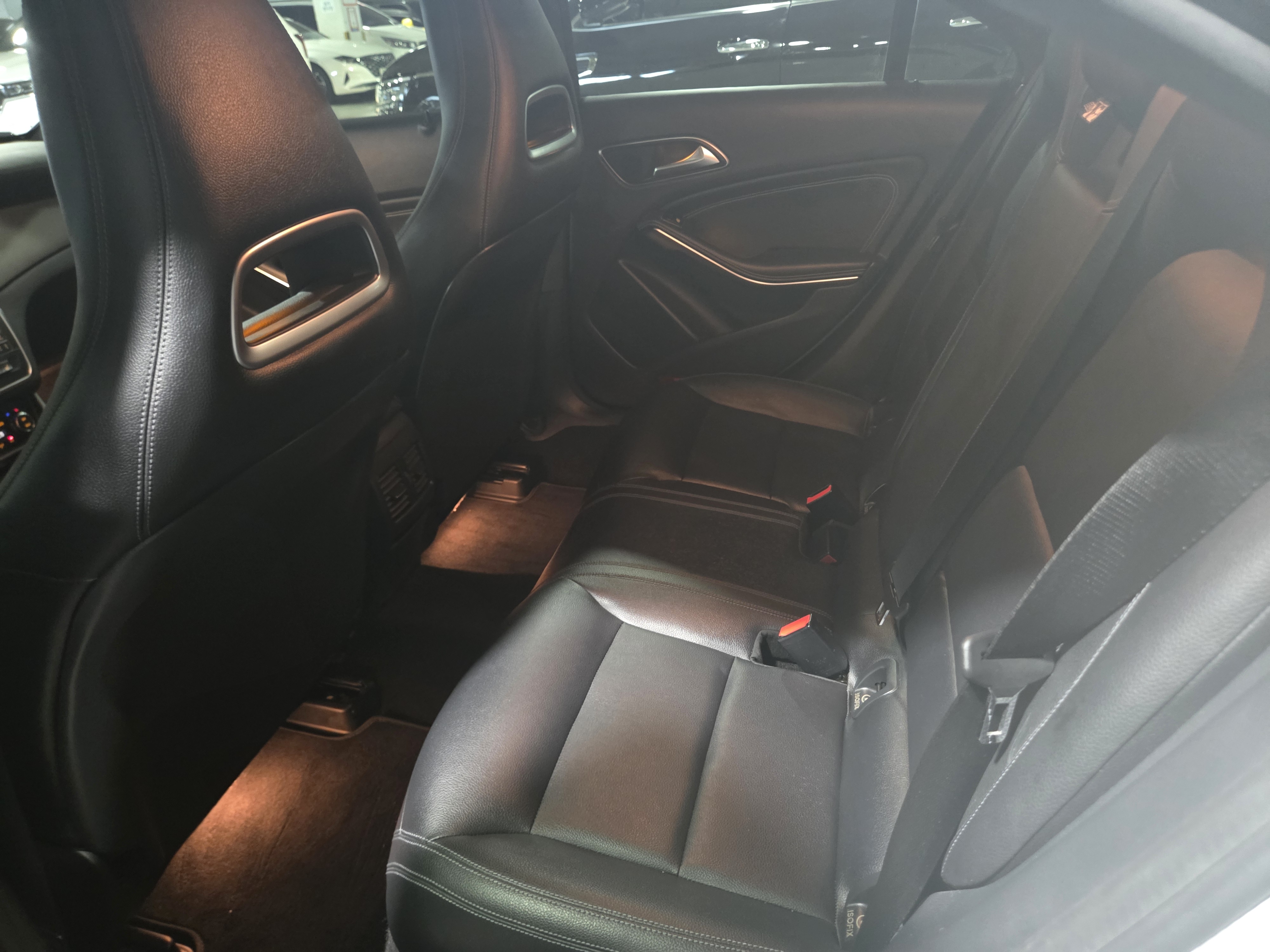 2016 MERCEDES-BENZ CLA-CLASS CLA 200D 4MATIC - Thumbnail 30