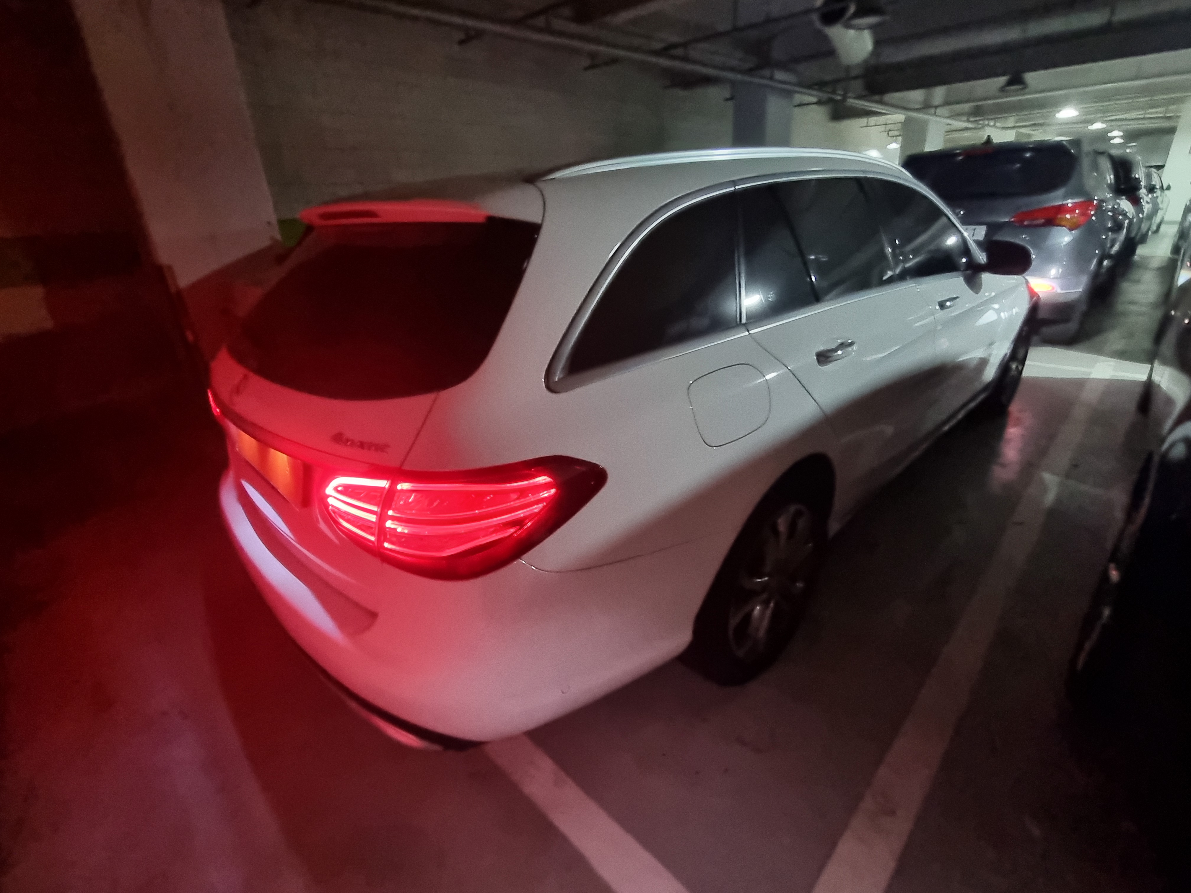 2016 BENZ W205 C220 d 4MATIC  Estate  - Thumbnail 5