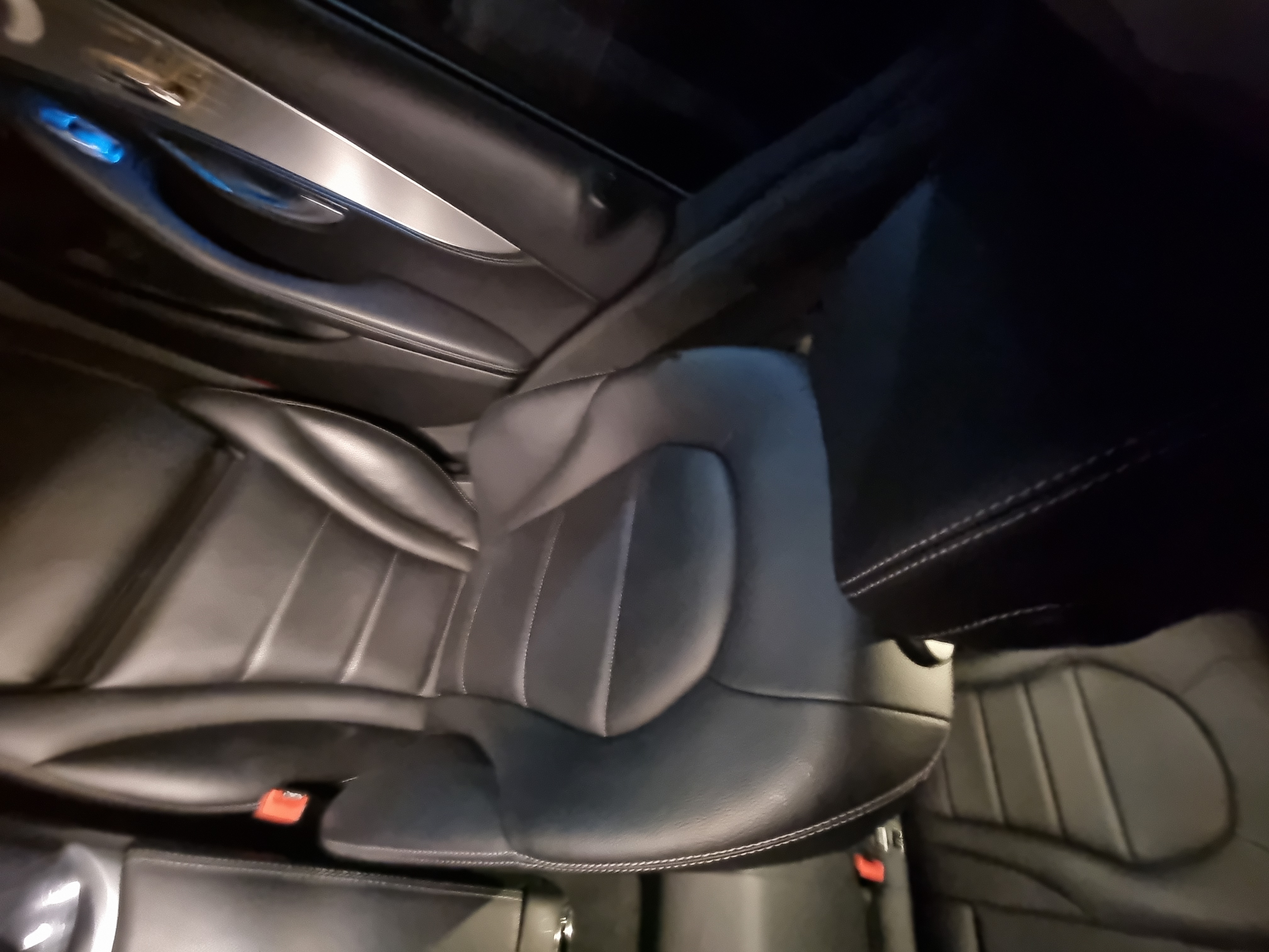 2016 BENZ W205 C220 d 4MATIC  Estate  - Thumbnail 15