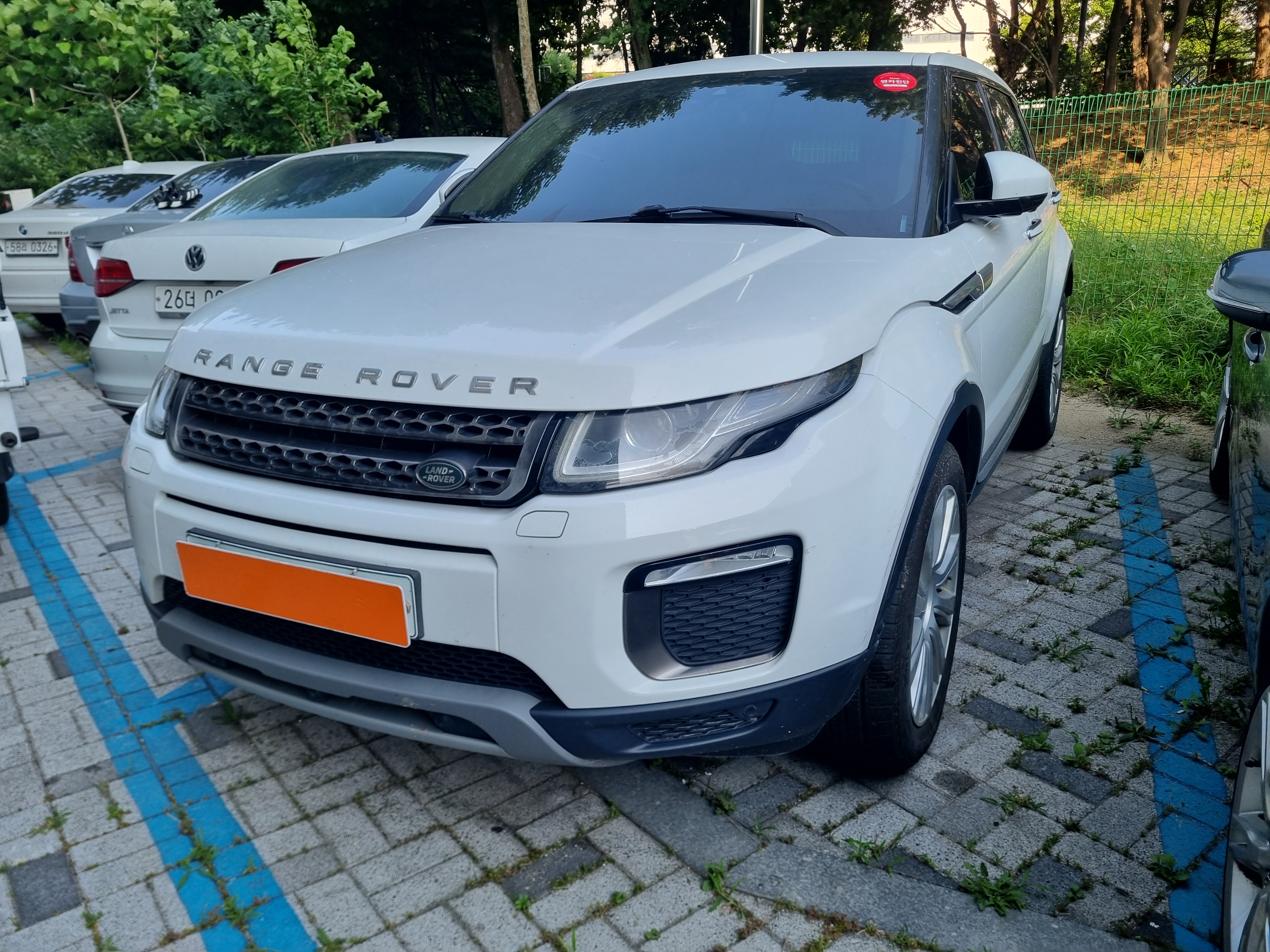 2016 LAND ROVER RANGE ROVER EVOQUE 2.0 TD4 SE - Thumbnail 2