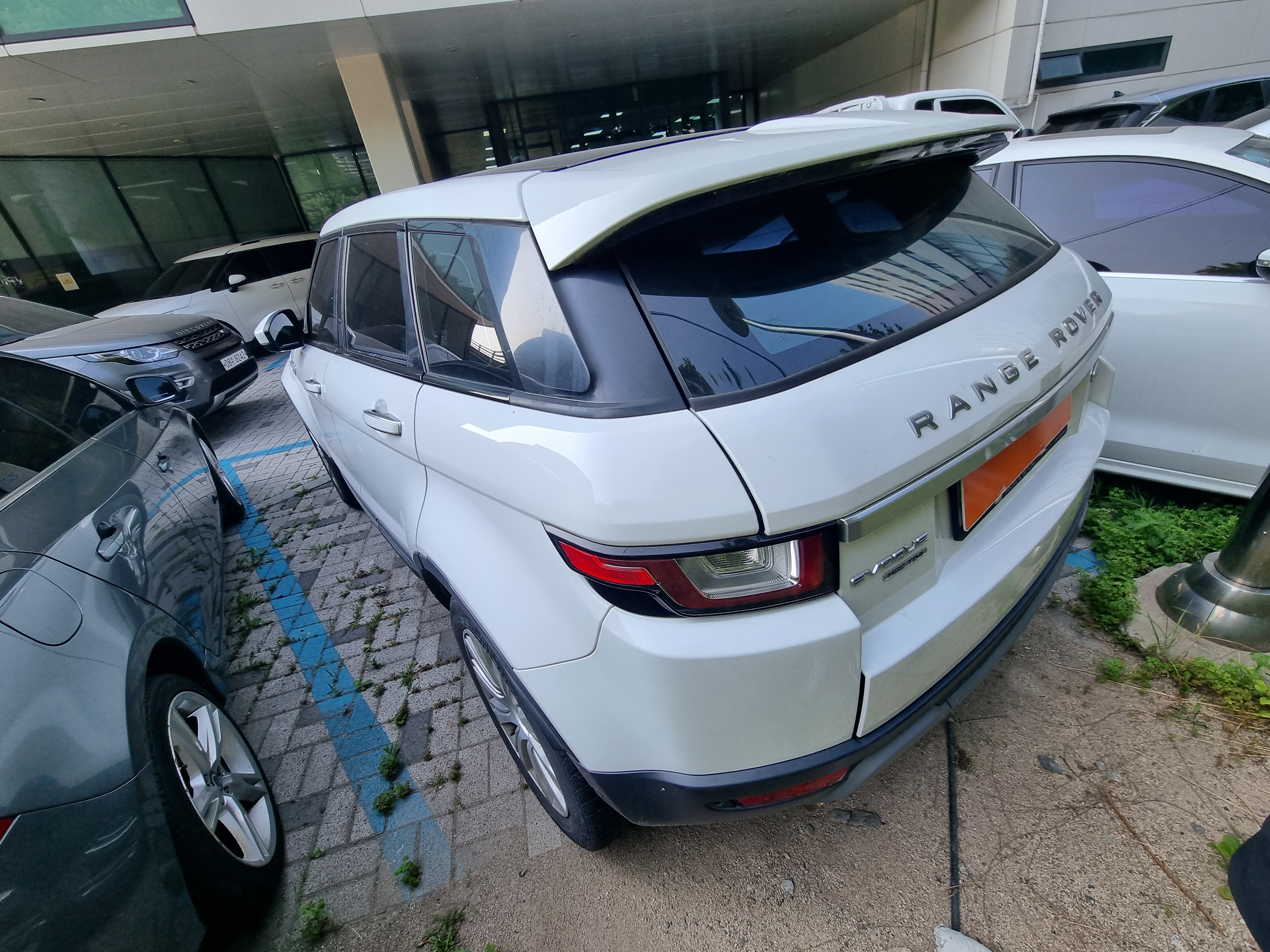 2016 LAND ROVER RANGE ROVER EVOQUE 2.0 TD4 SE - Thumbnail 4