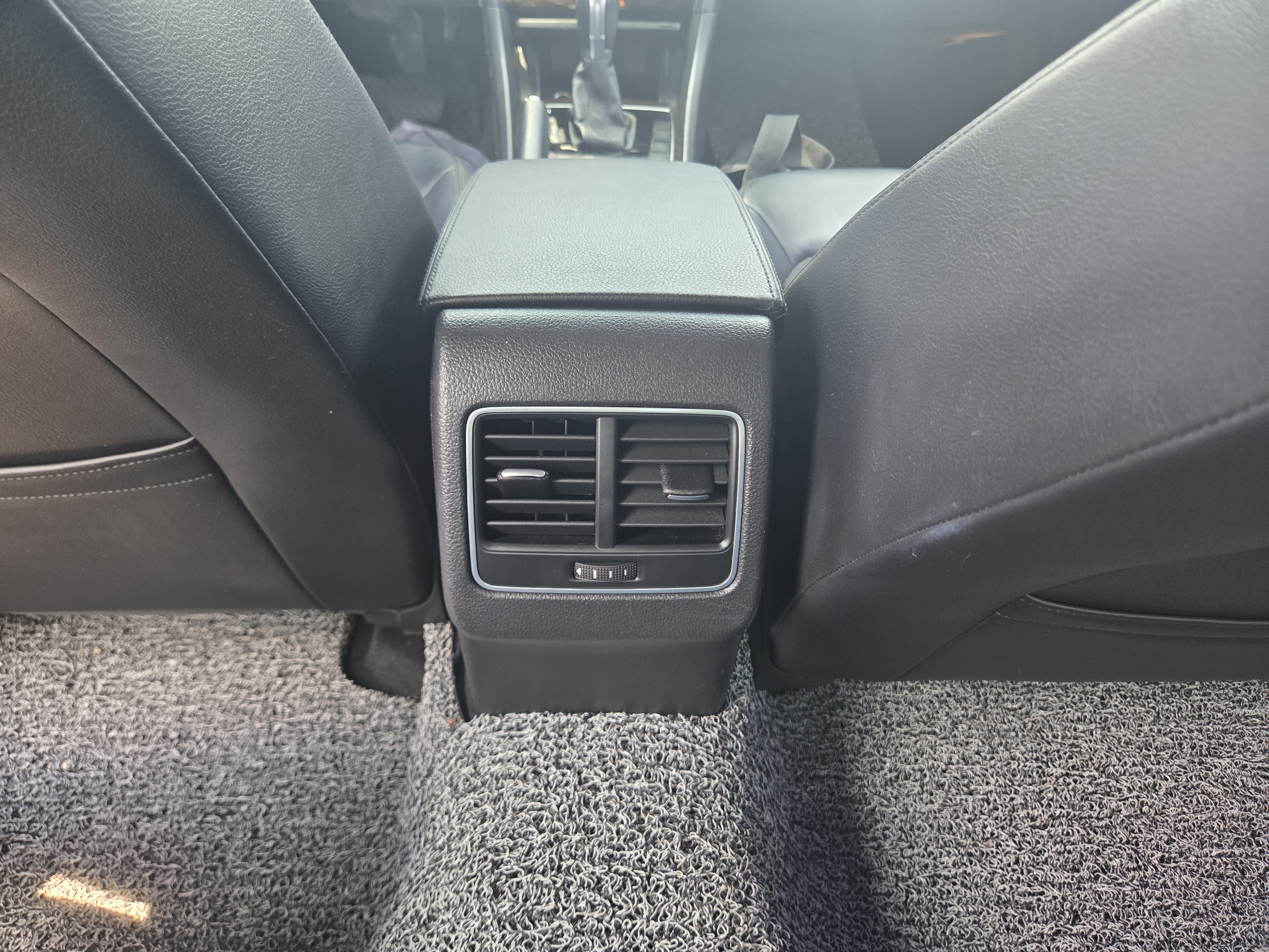 2015 VOLKSWAGEN PASSAT 2.0 TDI - Thumbnail 30