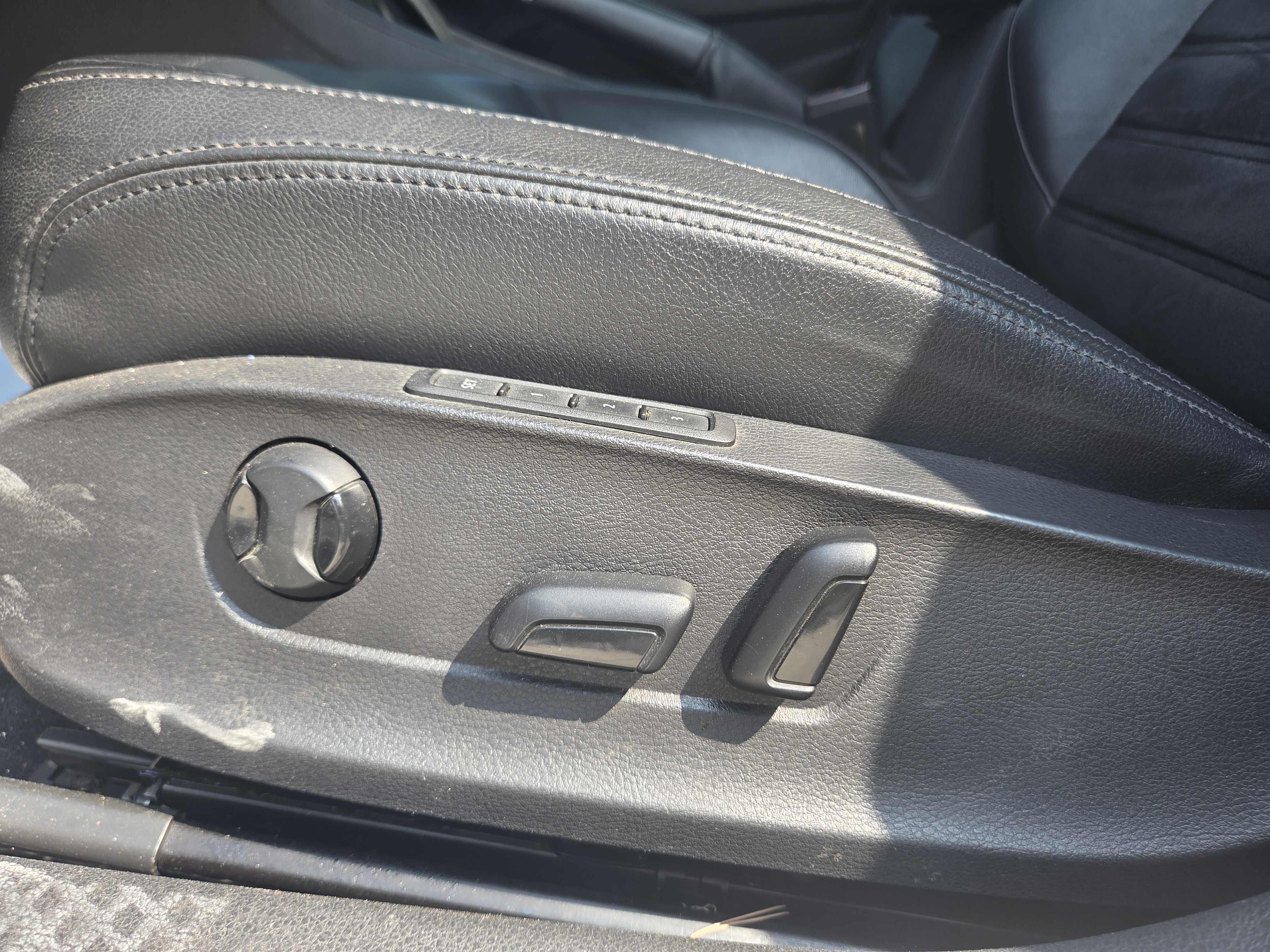 2013 VOLKSWAGEN PASSAT 2.0 TDI - Thumbnail 14