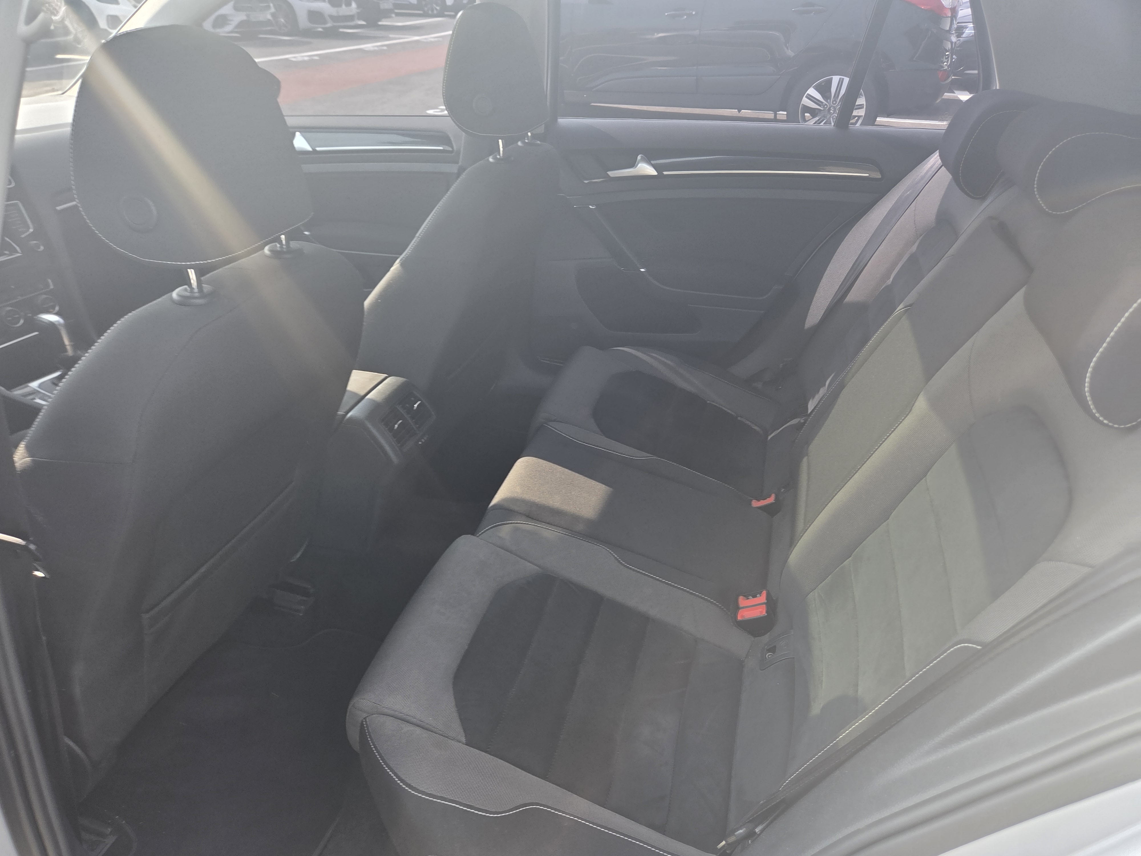 2015 VOLKSWAGEN GOLF7 2.0 TDI - Thumbnail 30