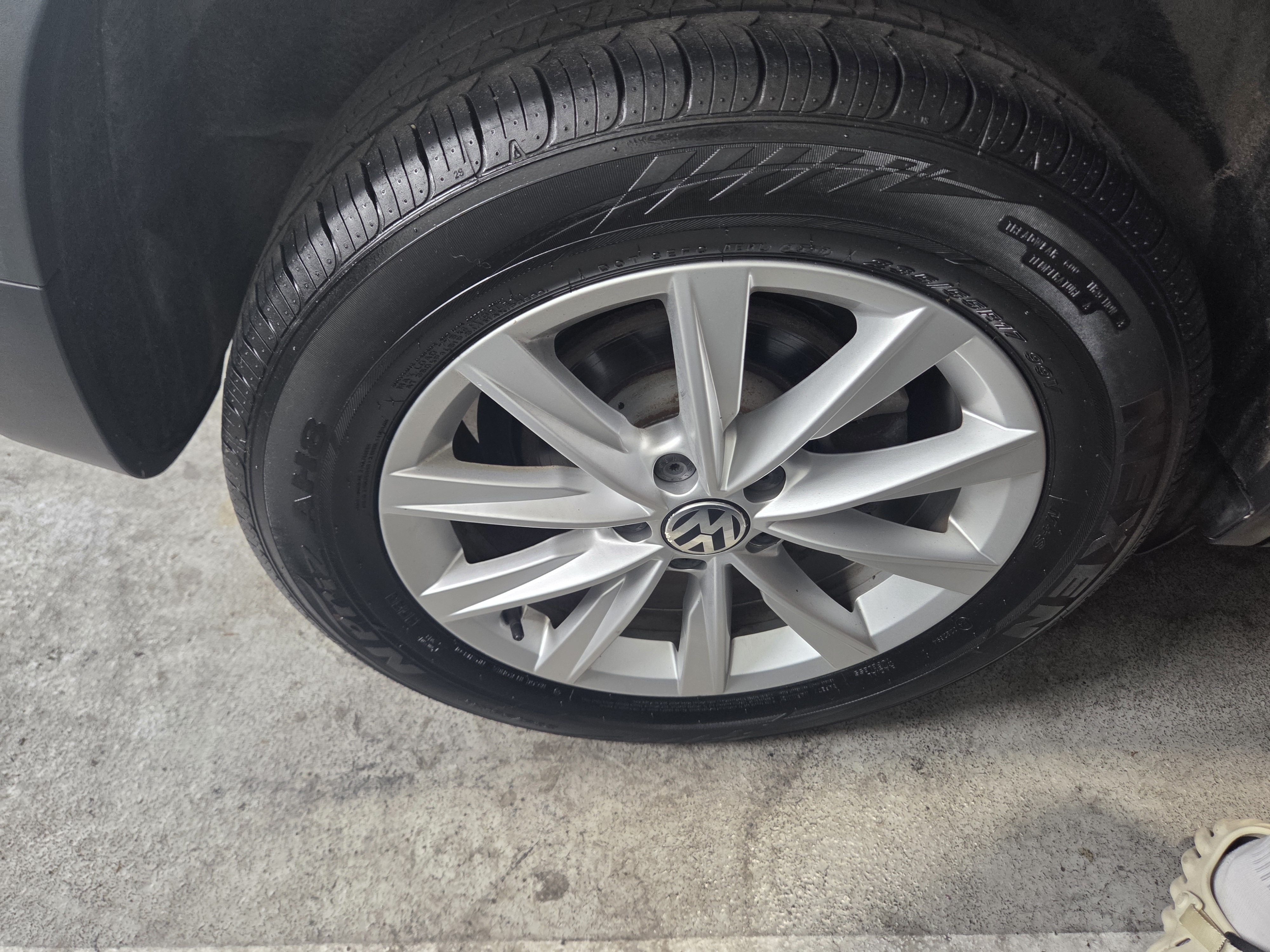 2015 VOLKSWAGEN NEW TIGUAN 2.0 TDI PREMIUM - Thumbnail 10