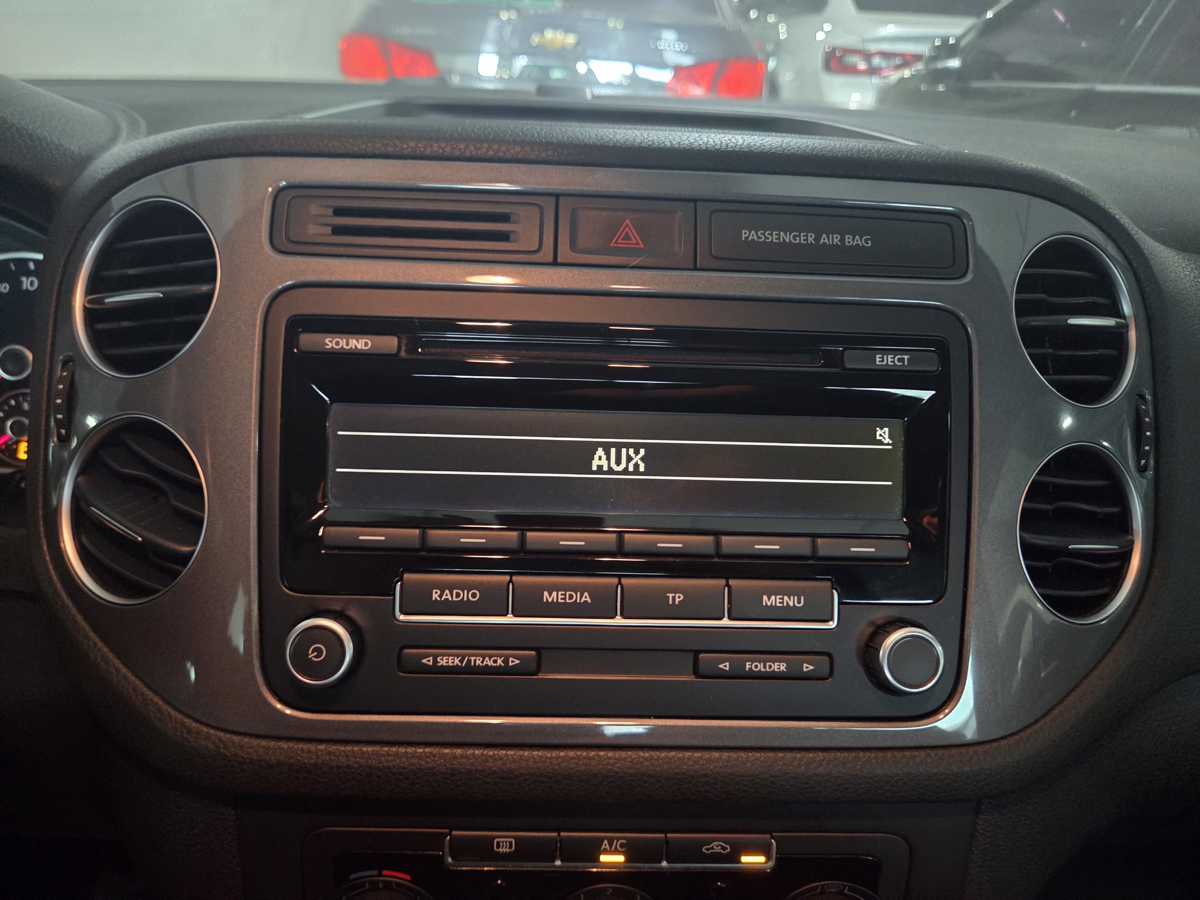 2015 VOLKSWAGEN NEW TIGUAN 2.0 TDI PREMIUM - Thumbnail 15
