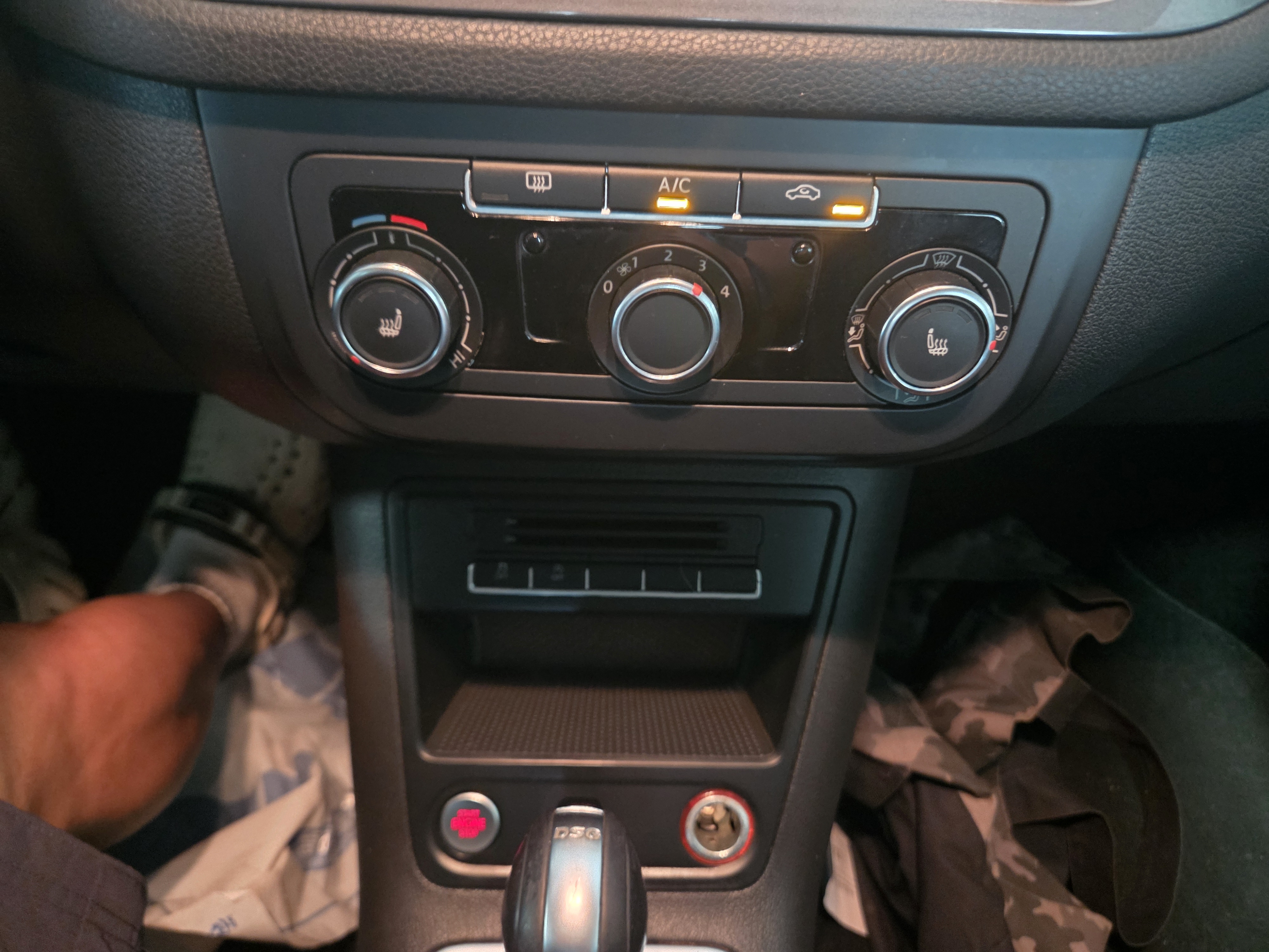 2015 VOLKSWAGEN NEW TIGUAN 2.0 TDI PREMIUM - Thumbnail 23