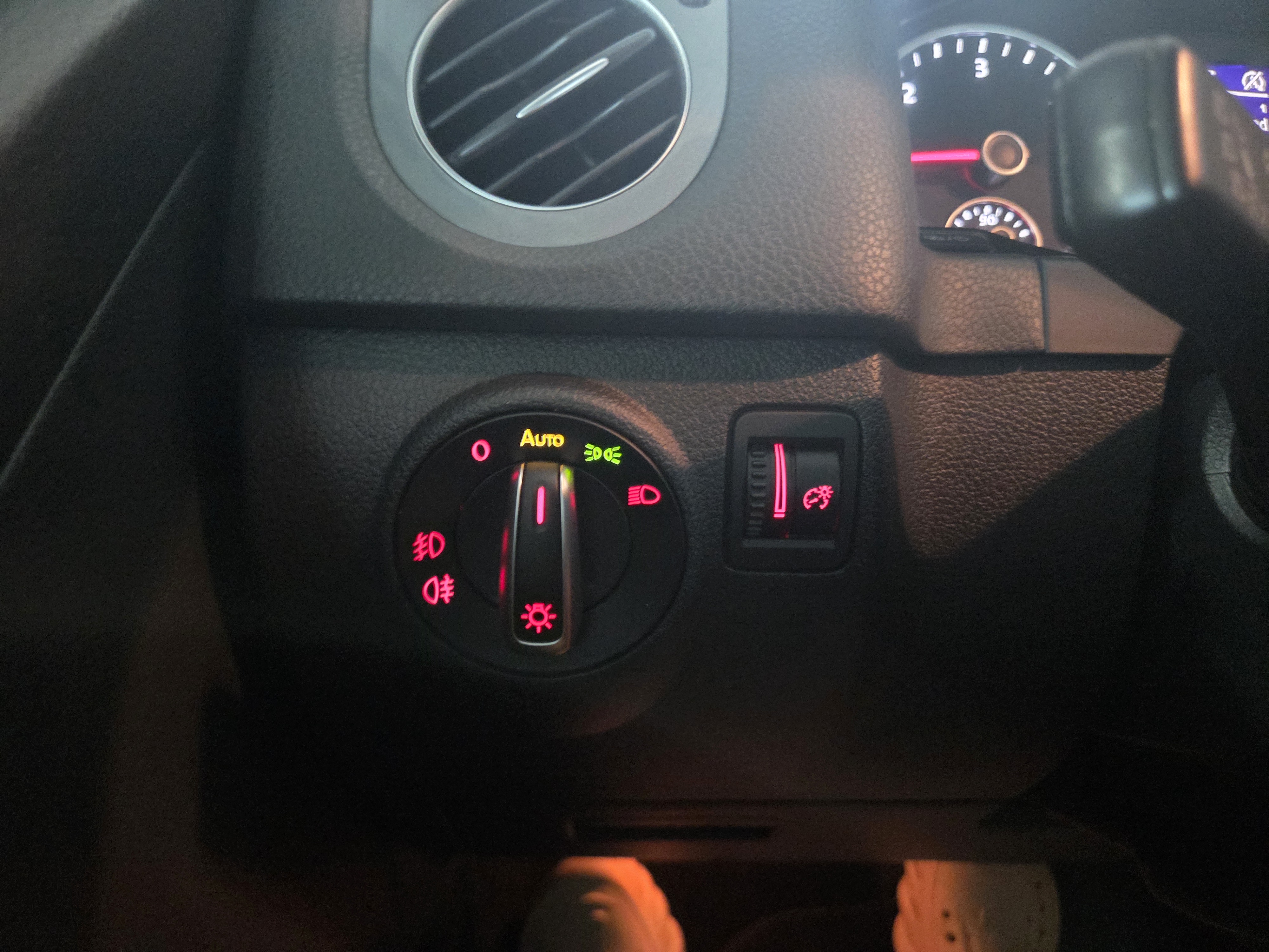 2015 VOLKSWAGEN NEW TIGUAN 2.0 TDI PREMIUM - Thumbnail 38