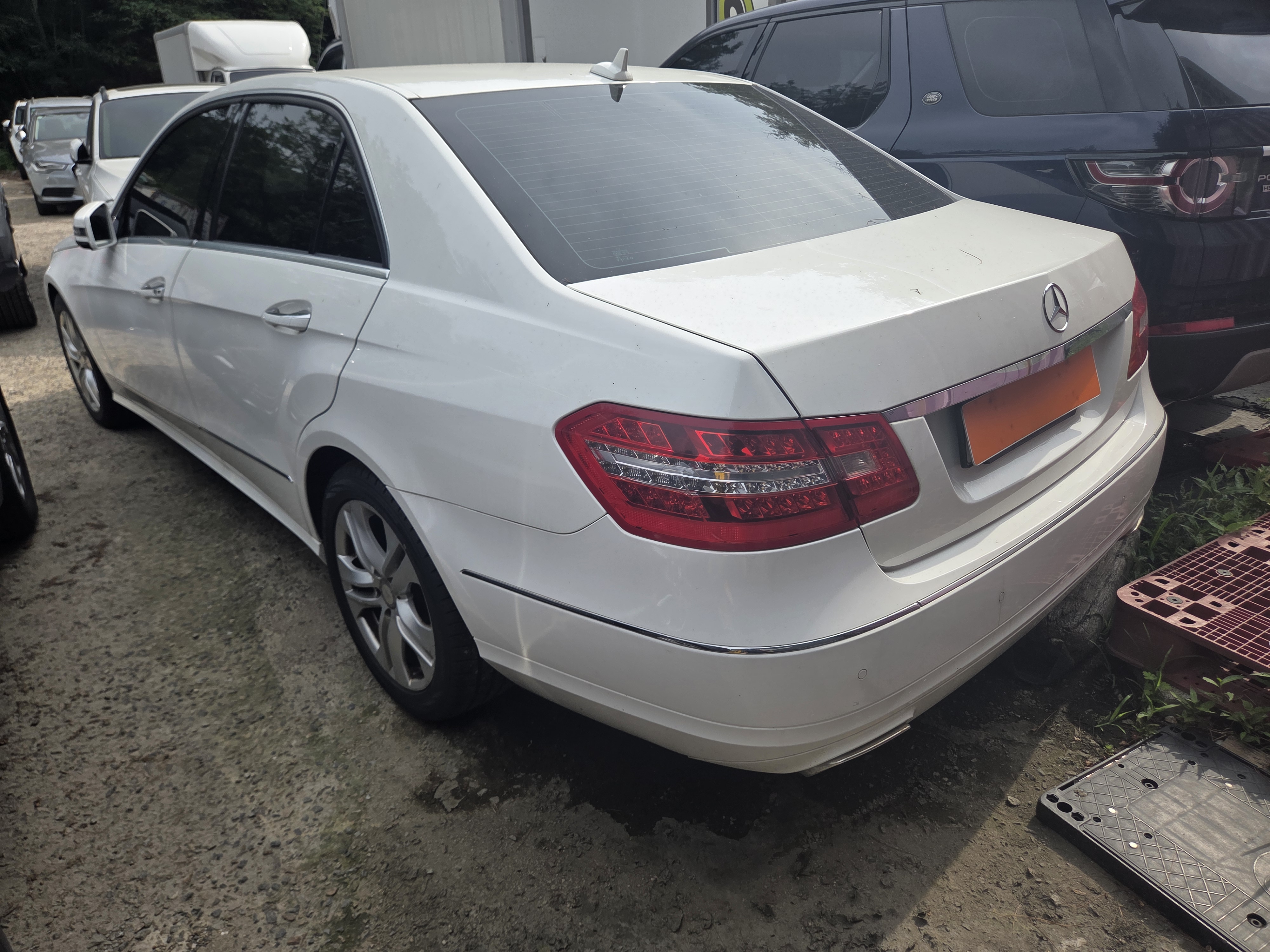 2013 MERCEDES-BENZ E-CLASS W212 E220 CDI AVANTGARDE - Thumbnail 2