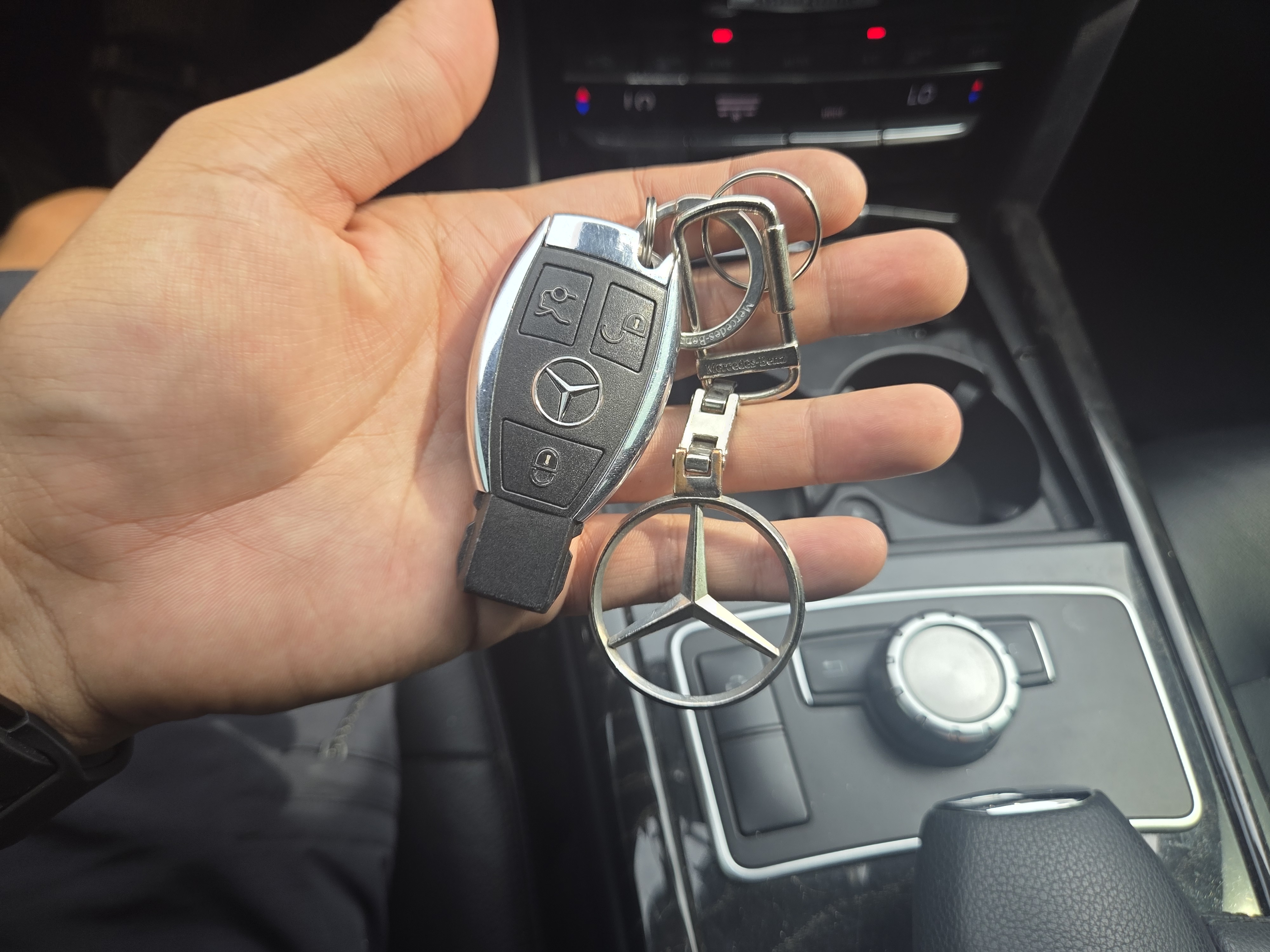 2013 MERCEDES-BENZ E-CLASS W212 E220 CDI AVANTGARDE - Thumbnail 24