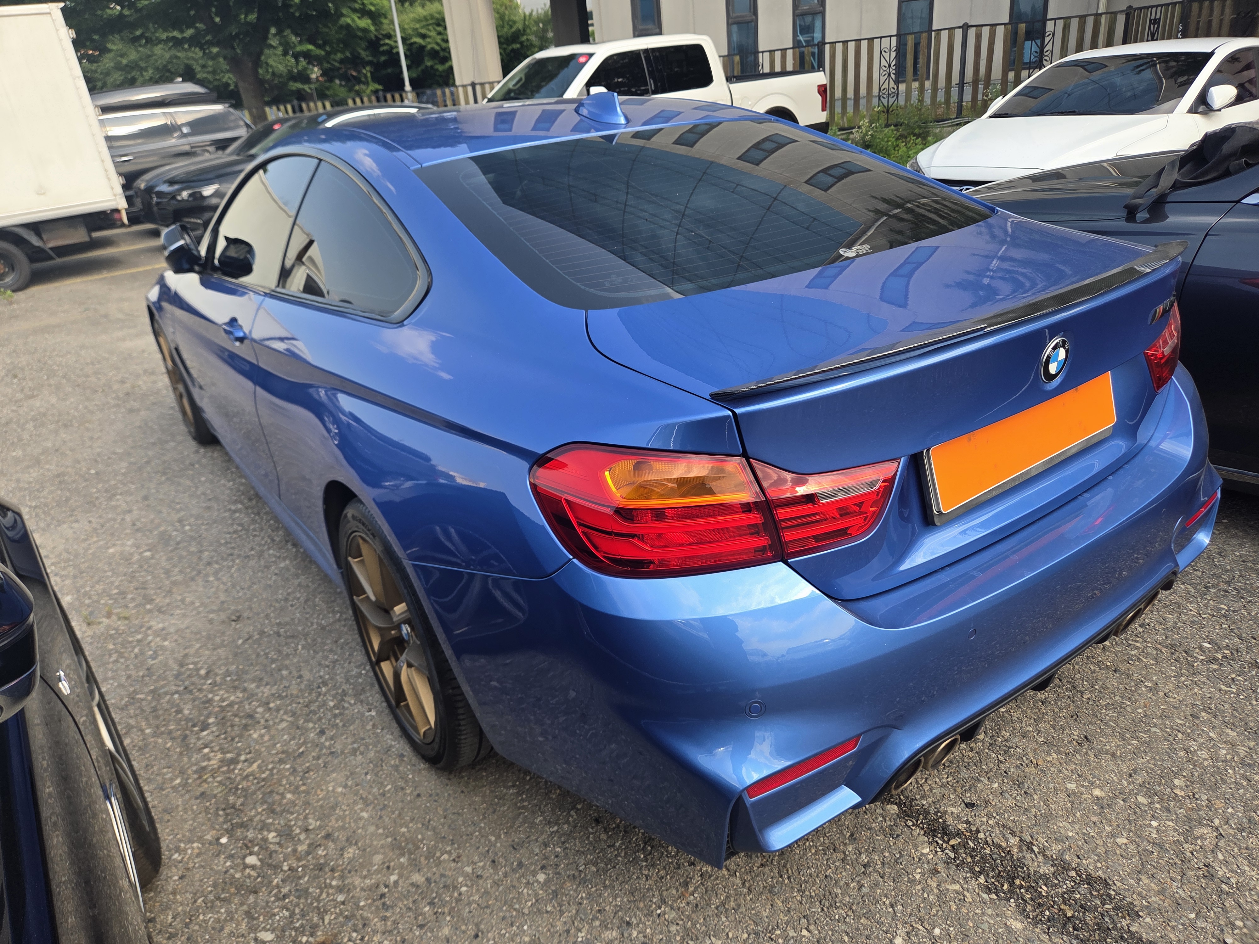 2015 BMW 4 SERIES (F32) 420D COUPE LUXURY - Thumbnail 2