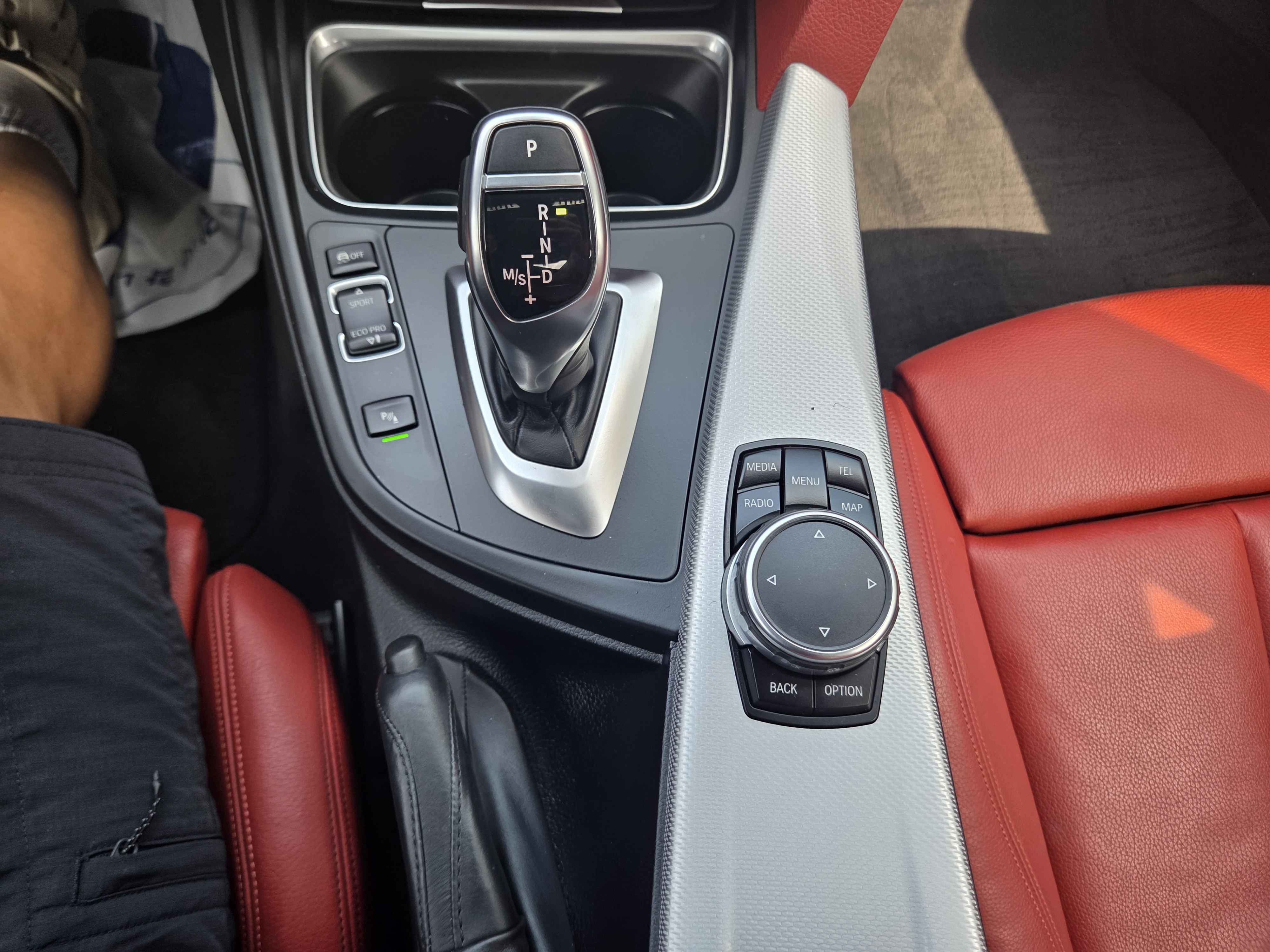 2015 BMW 4 SERIES (F32) 420D COUPE LUXURY - Thumbnail 40