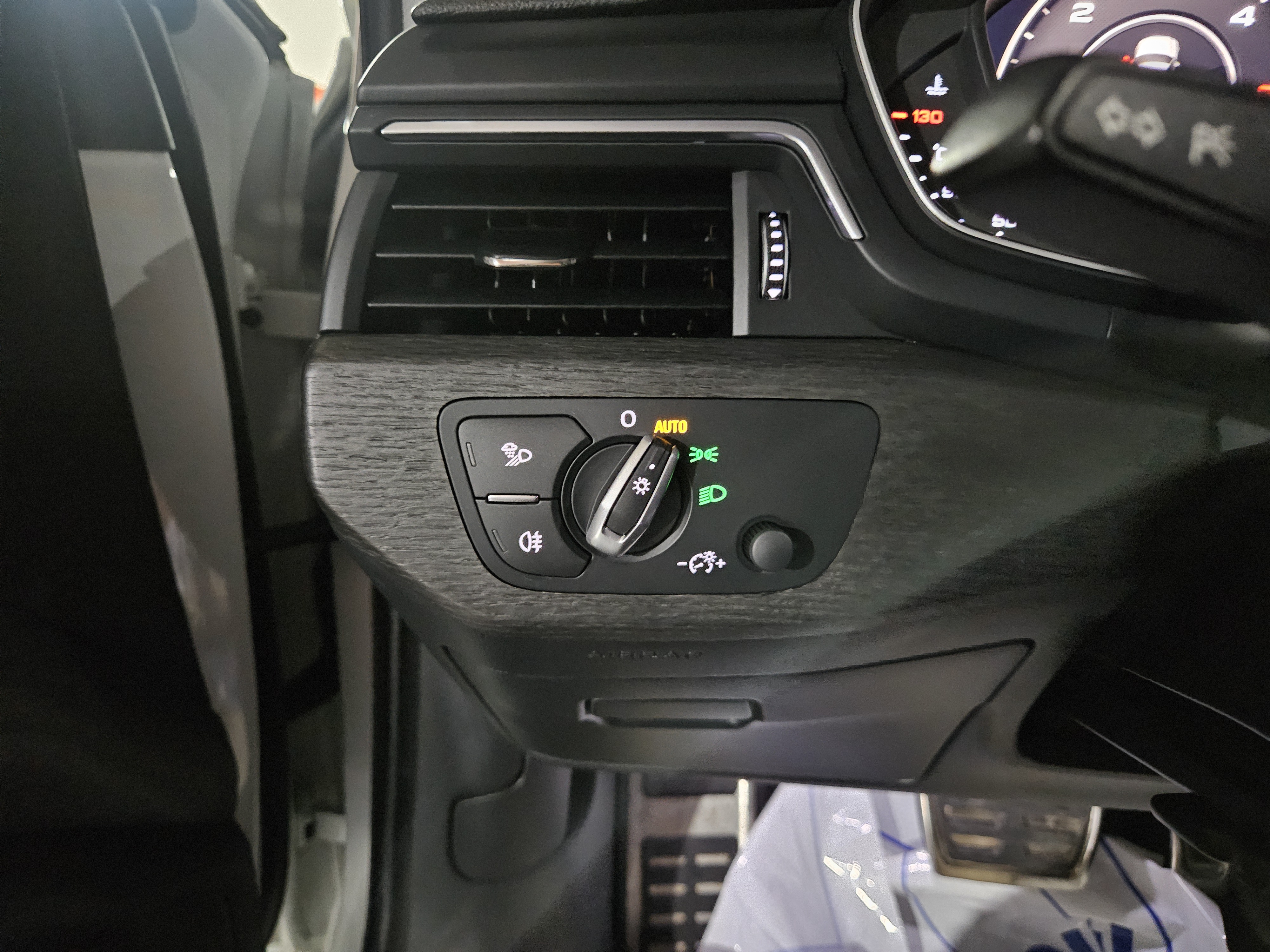 2018 AUDI A4 (B9) 35 TDI PREMIUM - Thumbnail 24