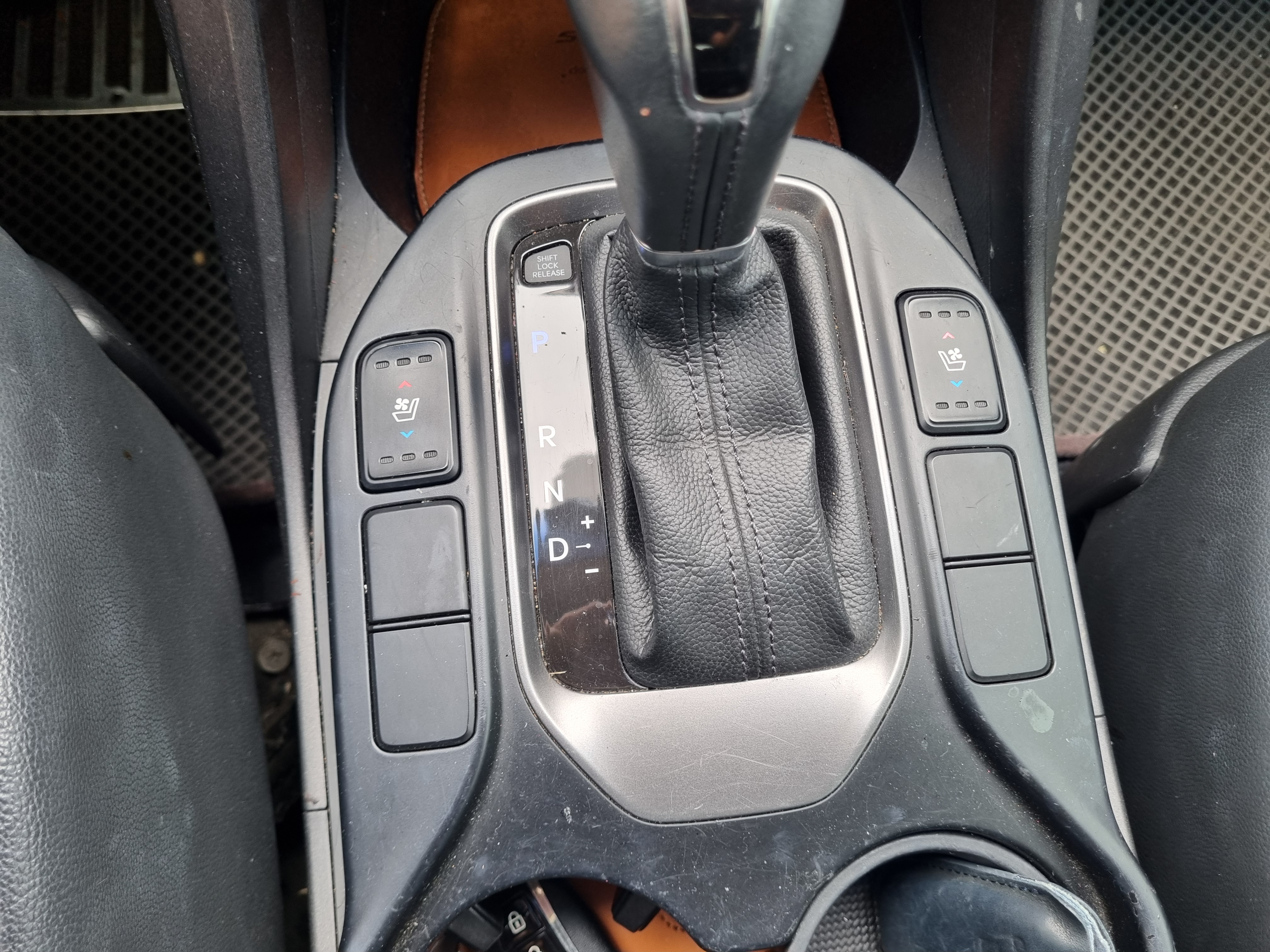 2012 HYUNDAI SANTA FE DM DIESEL 2WD 2.0 PREMIUM - Thumbnail 24