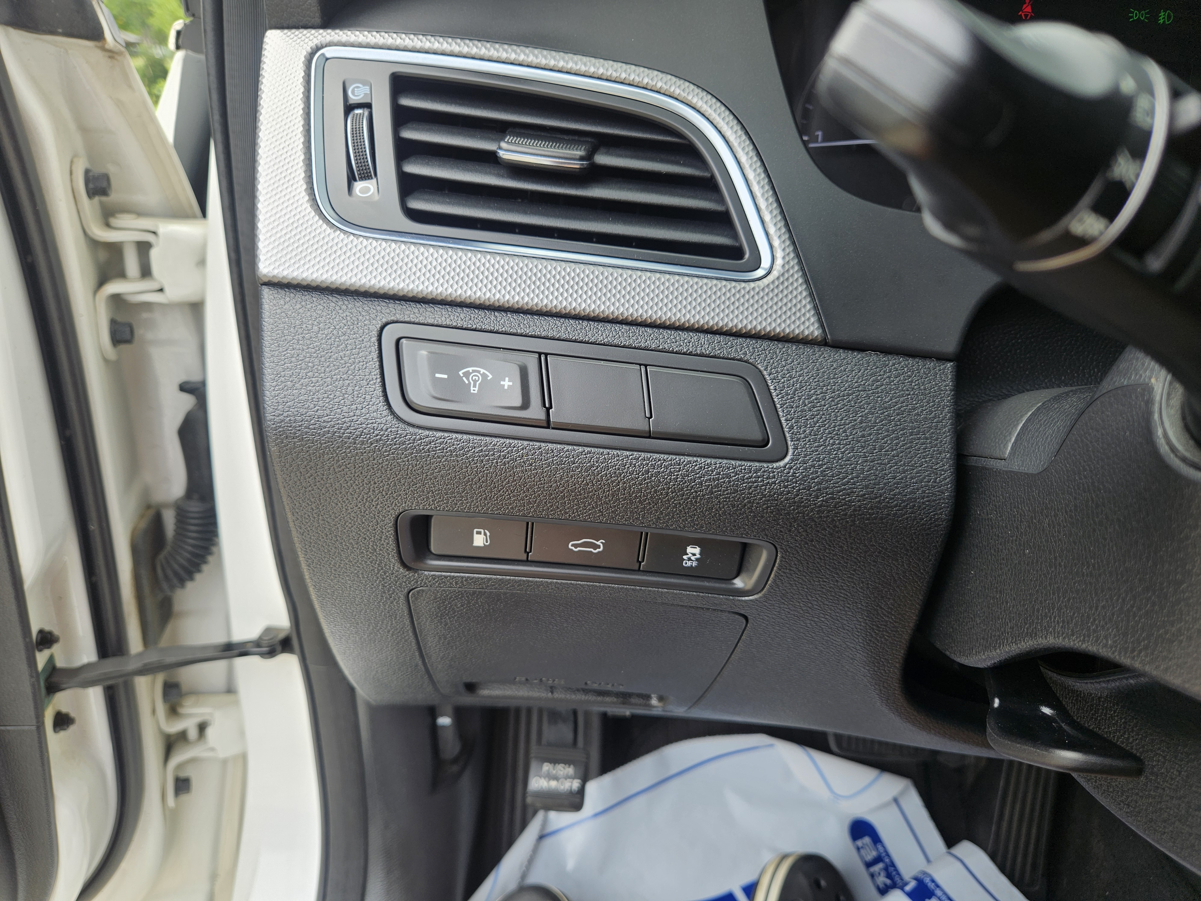 2015 HYUNDAI  LF SONATA LPI SMART - Thumbnail 27
