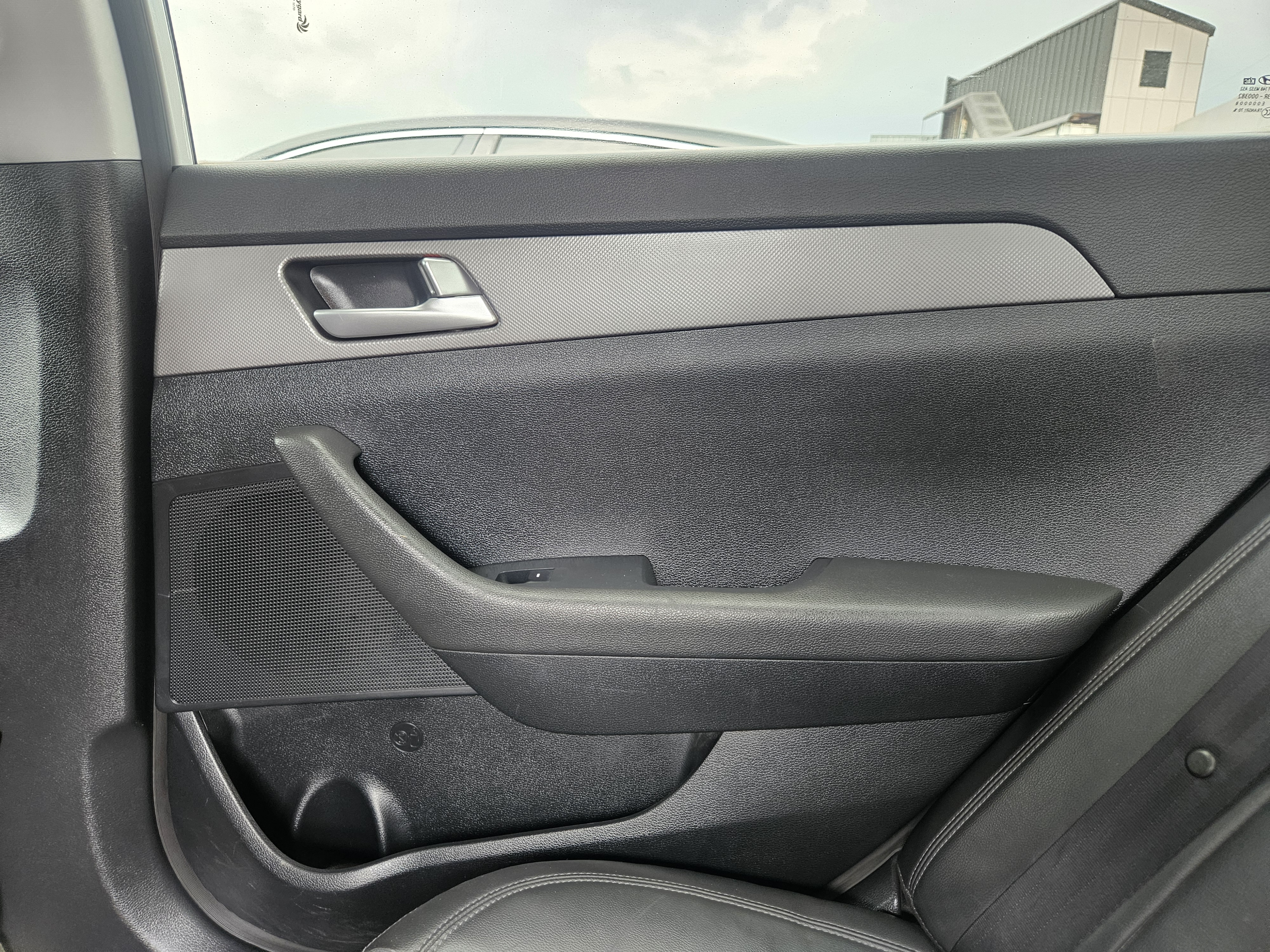 2015 HYUNDAI  LF SONATA LPI SMART - Thumbnail 33