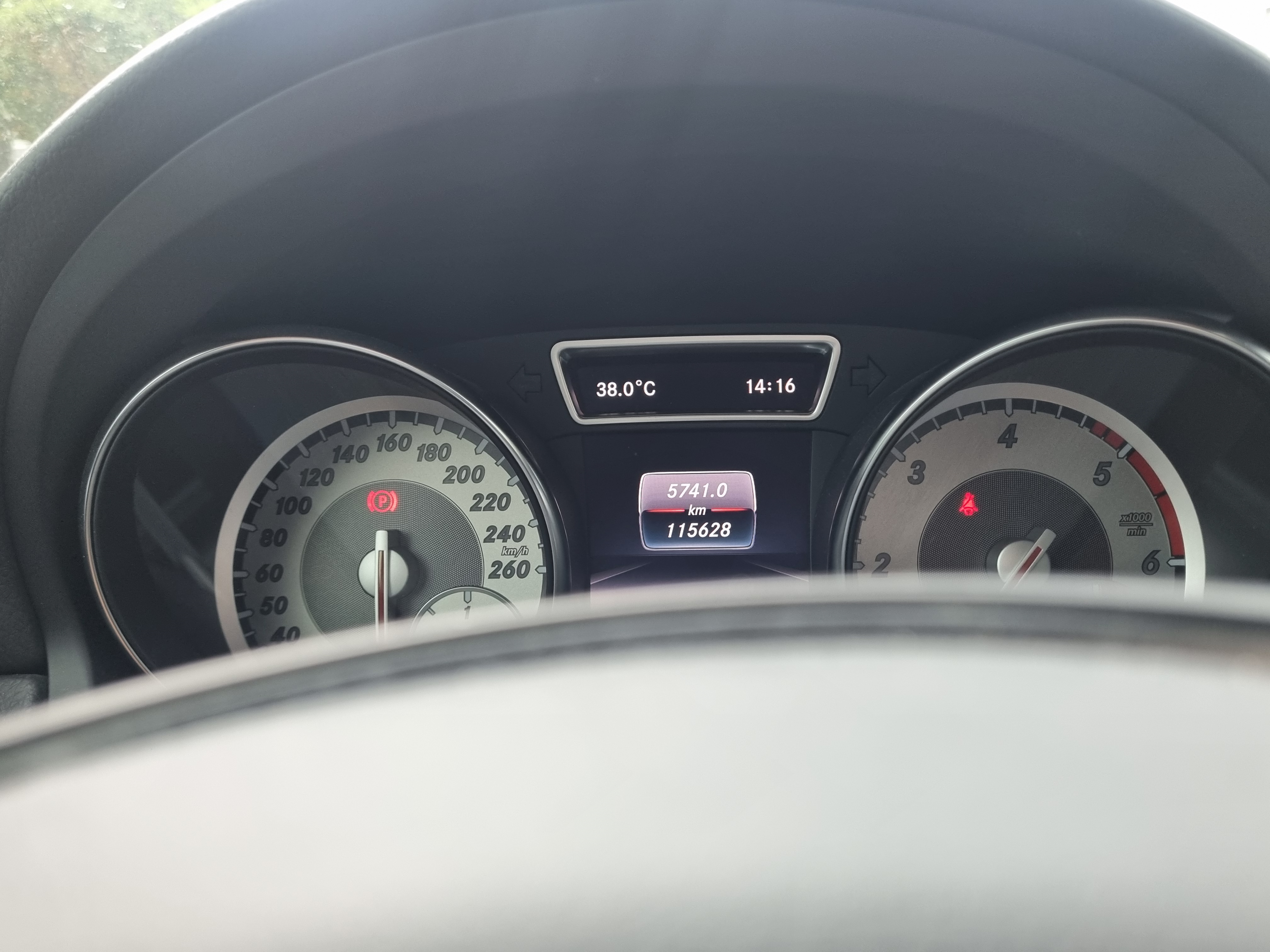 2015 MERCEDES-BENZ CLA-CLASS CLA 200D - Thumbnail 47