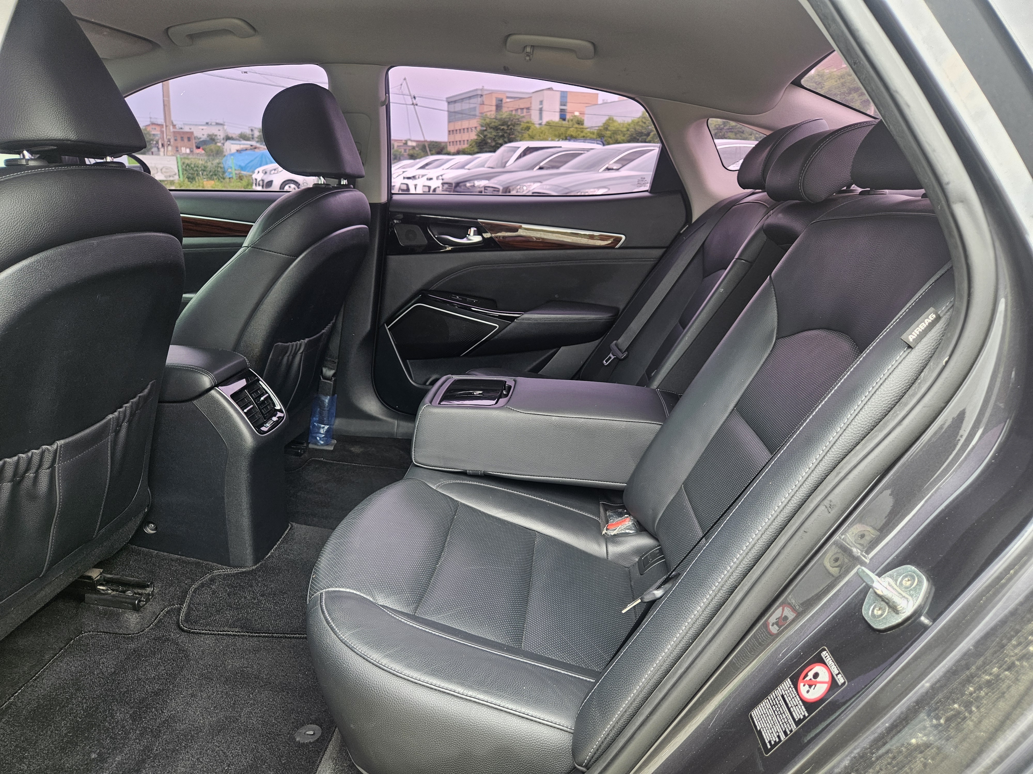 2016 KIA  ALL NEW K7 3.0 LPI LUXURY - Thumbnail 31