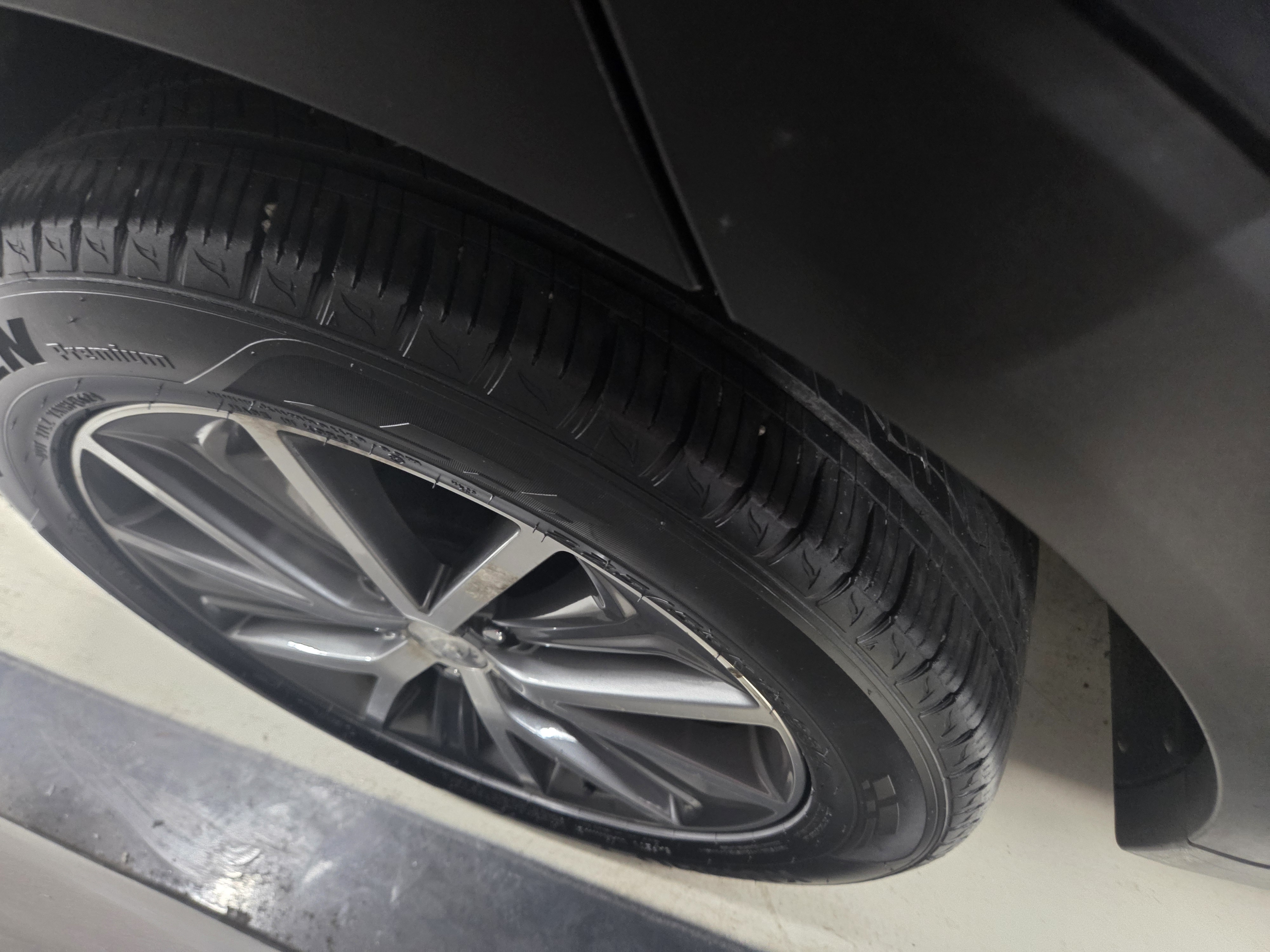 2015 HYUNDAI ALL NEW TUCSON 1.7 DIESEL 2WD MODERN - Thumbnail 23