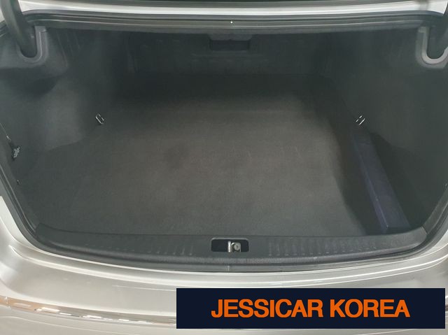 2013 Hyundai Genesis - Thumbnail 15