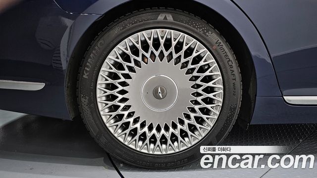 2021 Genesis G90 - Thumbnail 3