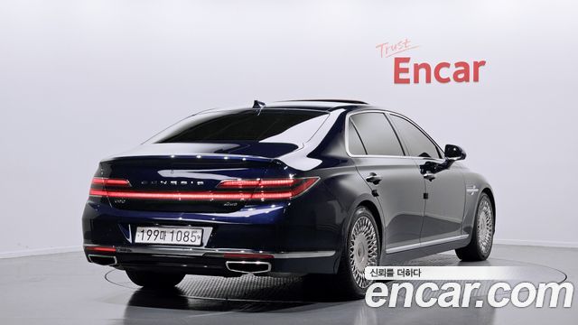 2021 Genesis G90 - Thumbnail 10