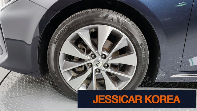 2016 Kia K5 2nd generation - Thumbnail 11