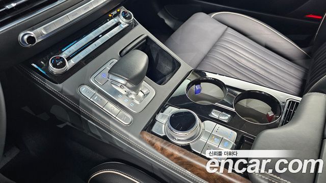 2021 Genesis G90 - Thumbnail 8
