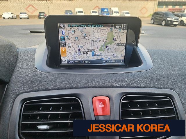 2011 Renault Korea New SM3 - Thumbnail 11