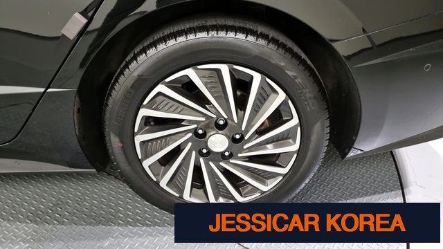 2022 Hyundai Sonata Hybrid (DN8) - Thumbnail 17