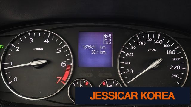 2010 Renault Korea New SM5 - Thumbnail 2