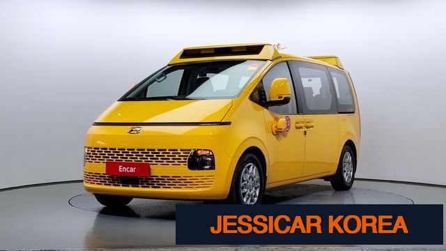 2023 Hyundai Staria - Thumbnail 5